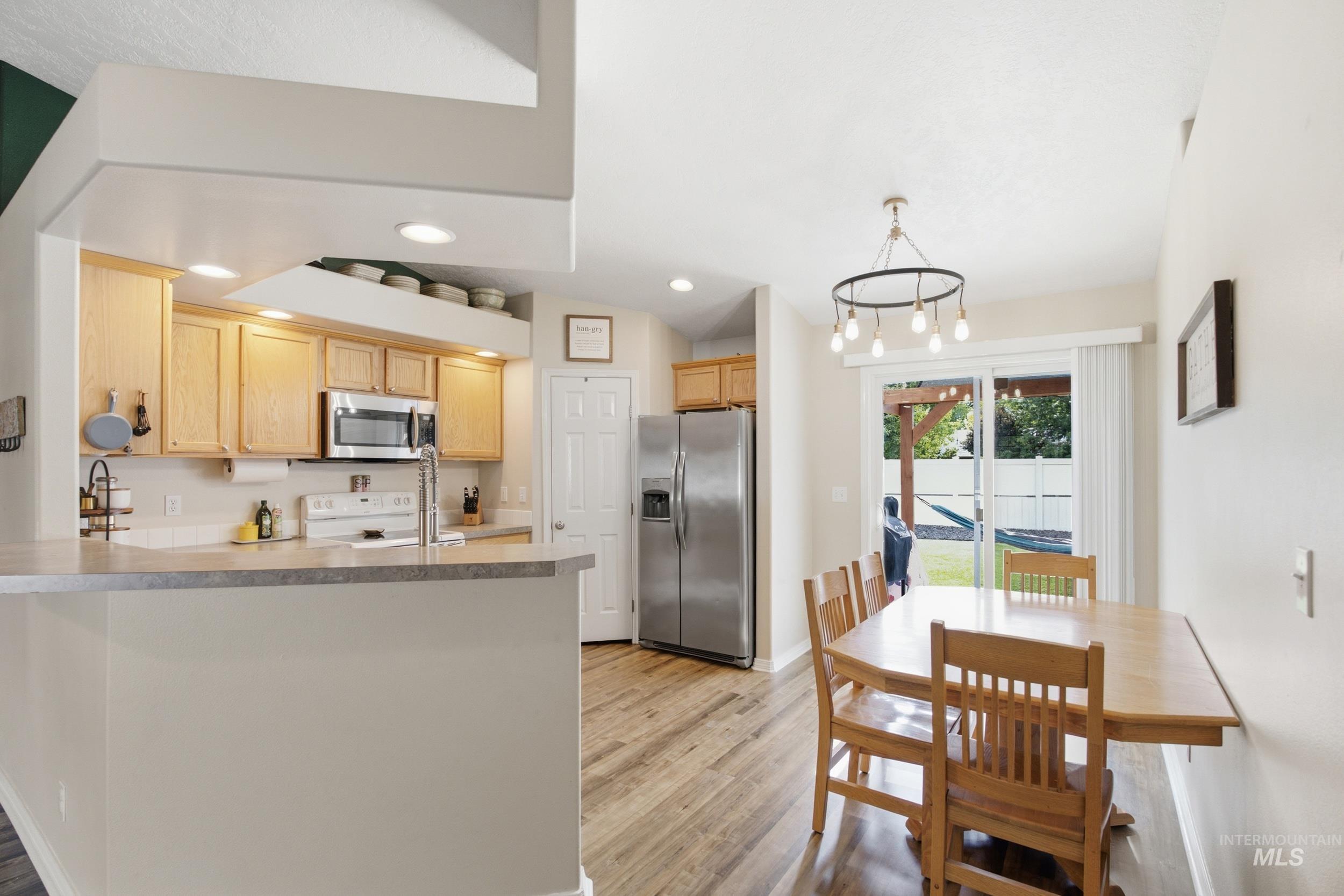 65 N Jefferson PL, Nampa, Idaho 83651, 3 Bedrooms, 2 Bathrooms, Residential For Sale, Price $375,000,MLS 98991763