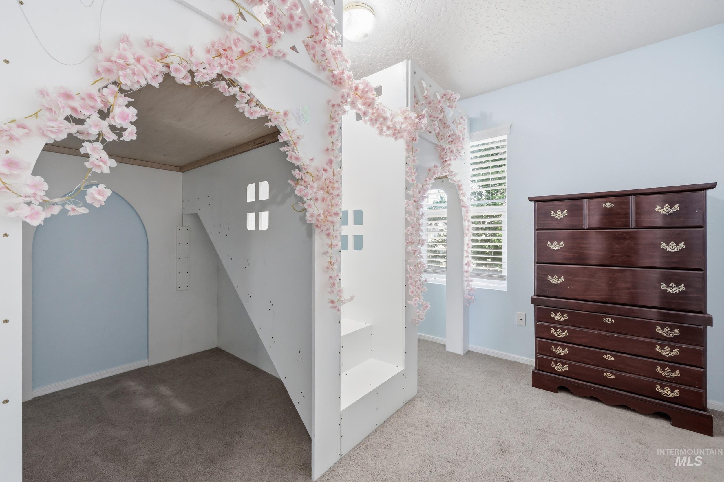 8180 E Shallon Drive, Nampa, Idaho 83687, 3 Bedrooms, 2.5 Bathrooms, Residential For Sale, Price $400,000, 98991764