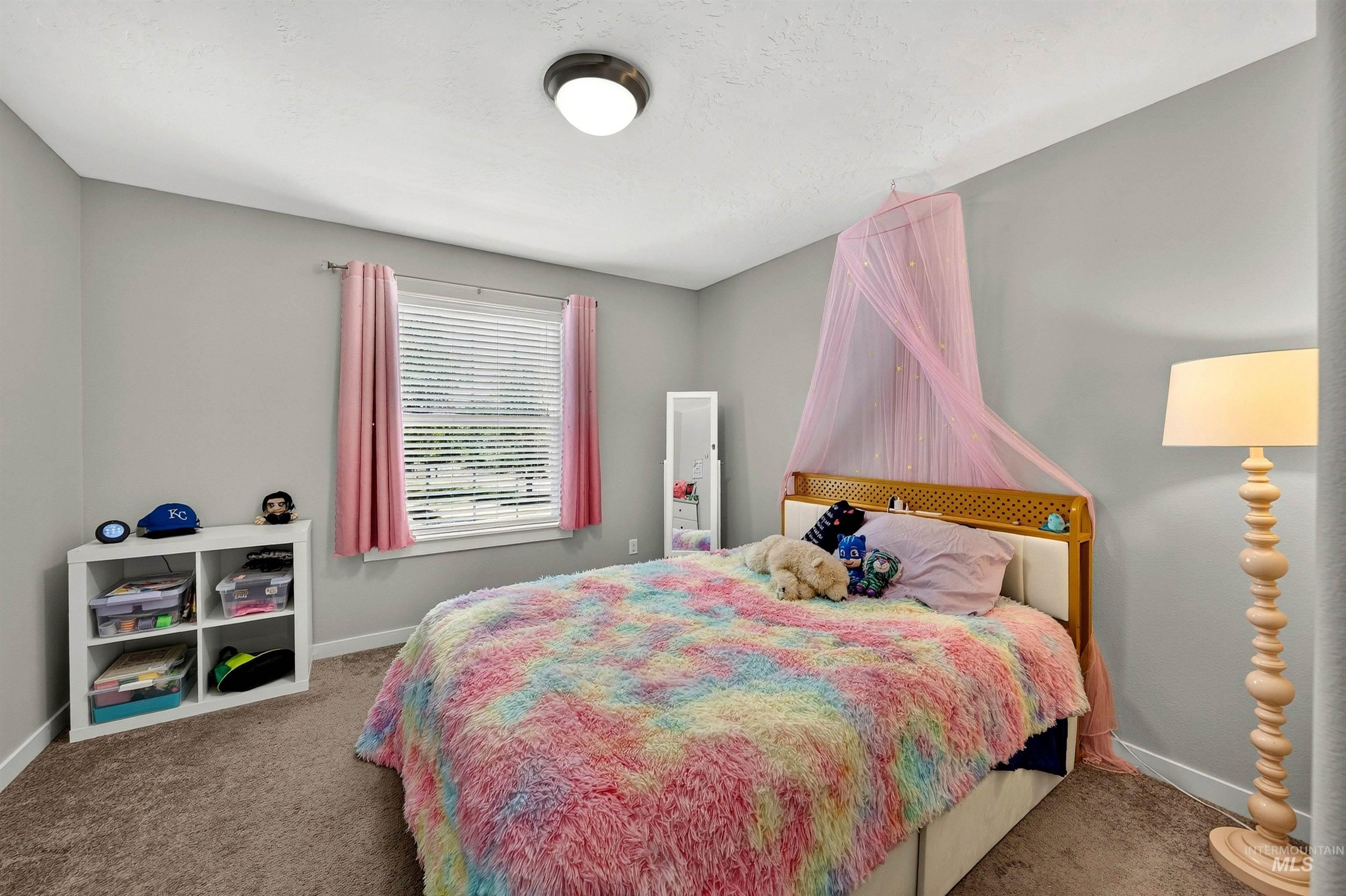 4124 N Alexis Ave, Meridian, Idaho 83646, 5 Bedrooms, 2.5 Bathrooms, Residential For Sale, Price $599,900, 98991767