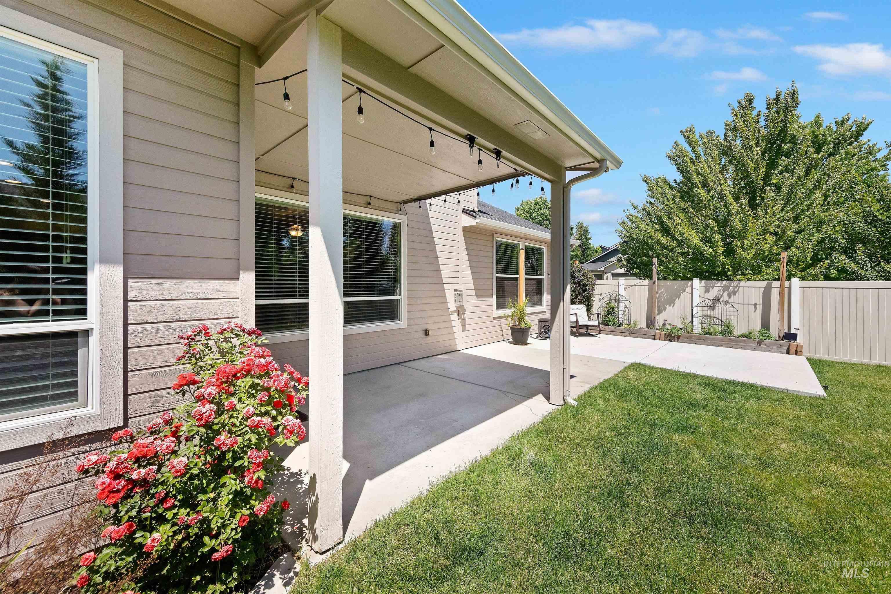4124 N Alexis Ave, Meridian, Idaho 83646, 5 Bedrooms, 2.5 Bathrooms, Residential For Sale, Price $599,900, 98991767