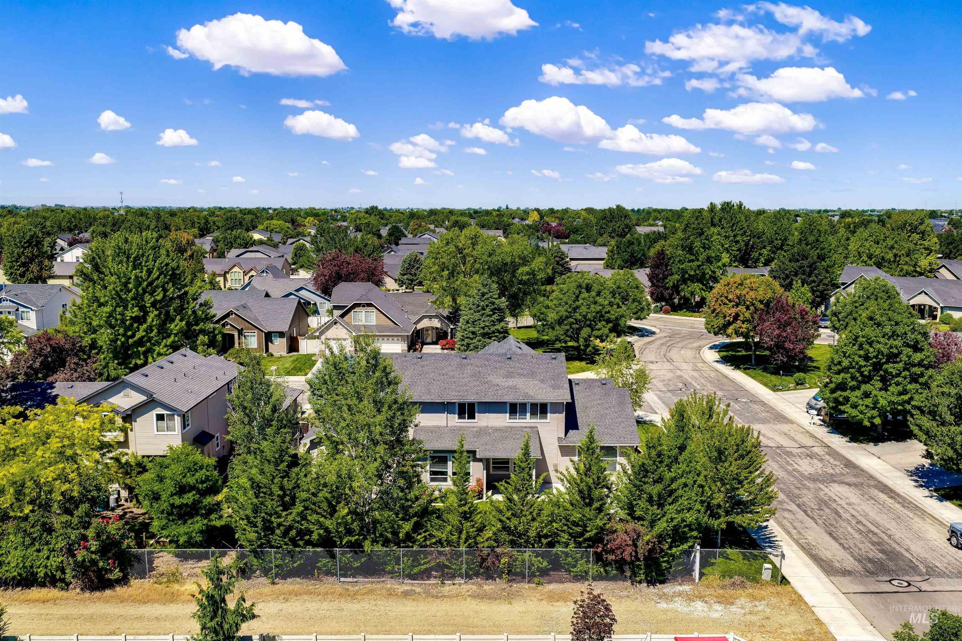 4124 N Alexis Ave, Meridian, Idaho 83646, 5 Bedrooms, 2.5 Bathrooms, Residential For Sale, Price $599,900, 98991767