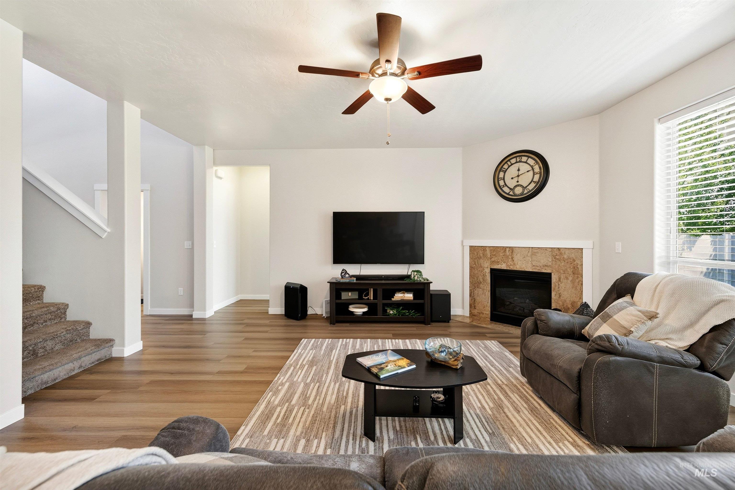 4124 N Alexis Ave, Meridian, Idaho 83646, 5 Bedrooms, 2.5 Bathrooms, Residential For Sale, Price $599,900, 98991767
