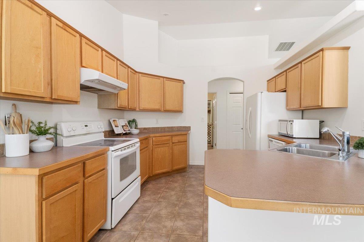 2032 Talus Loop, Twin Falls, Idaho 83301, 3 Bedrooms, 2 Bathrooms, Residential For Sale, Price $420,000, 98991768