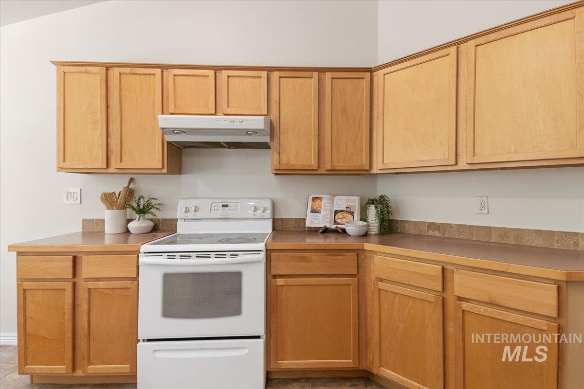 2032 Talus Loop, Twin Falls, Idaho 83301, 3 Bedrooms, 2 Bathrooms, Residential For Sale, Price $420,000, 98991768
