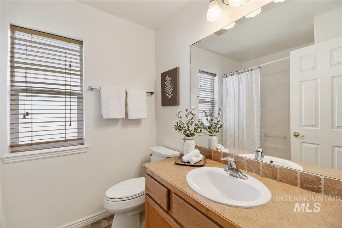 2032 Talus Loop, Twin Falls, Idaho 83301, 3 Bedrooms, 2 Bathrooms, Residential For Sale, Price $420,000, 98991768