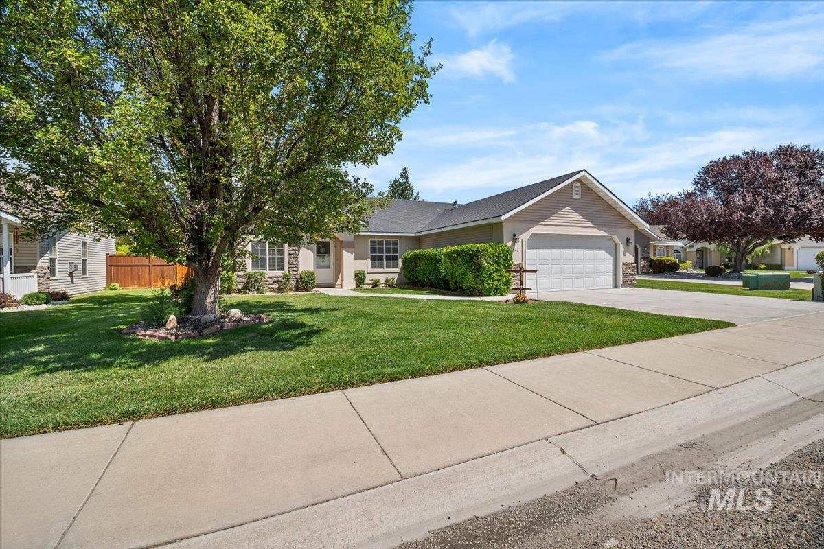 2032 Talus Loop, Twin Falls, Idaho 83301, 3 Bedrooms, 2 Bathrooms, Residential For Sale, Price $420,000, 98991768