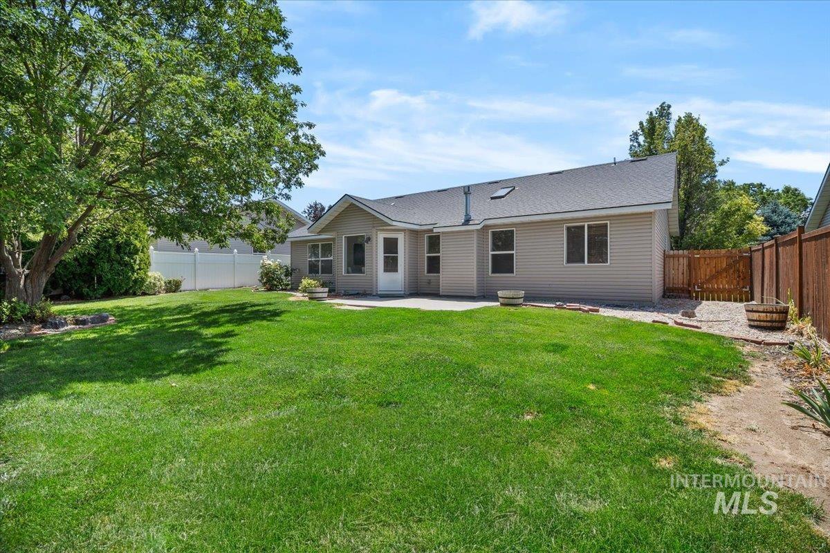 2032 Talus Loop, Twin Falls, Idaho 83301, 3 Bedrooms, 2 Bathrooms, Residential For Sale, Price $420,000, 98991768