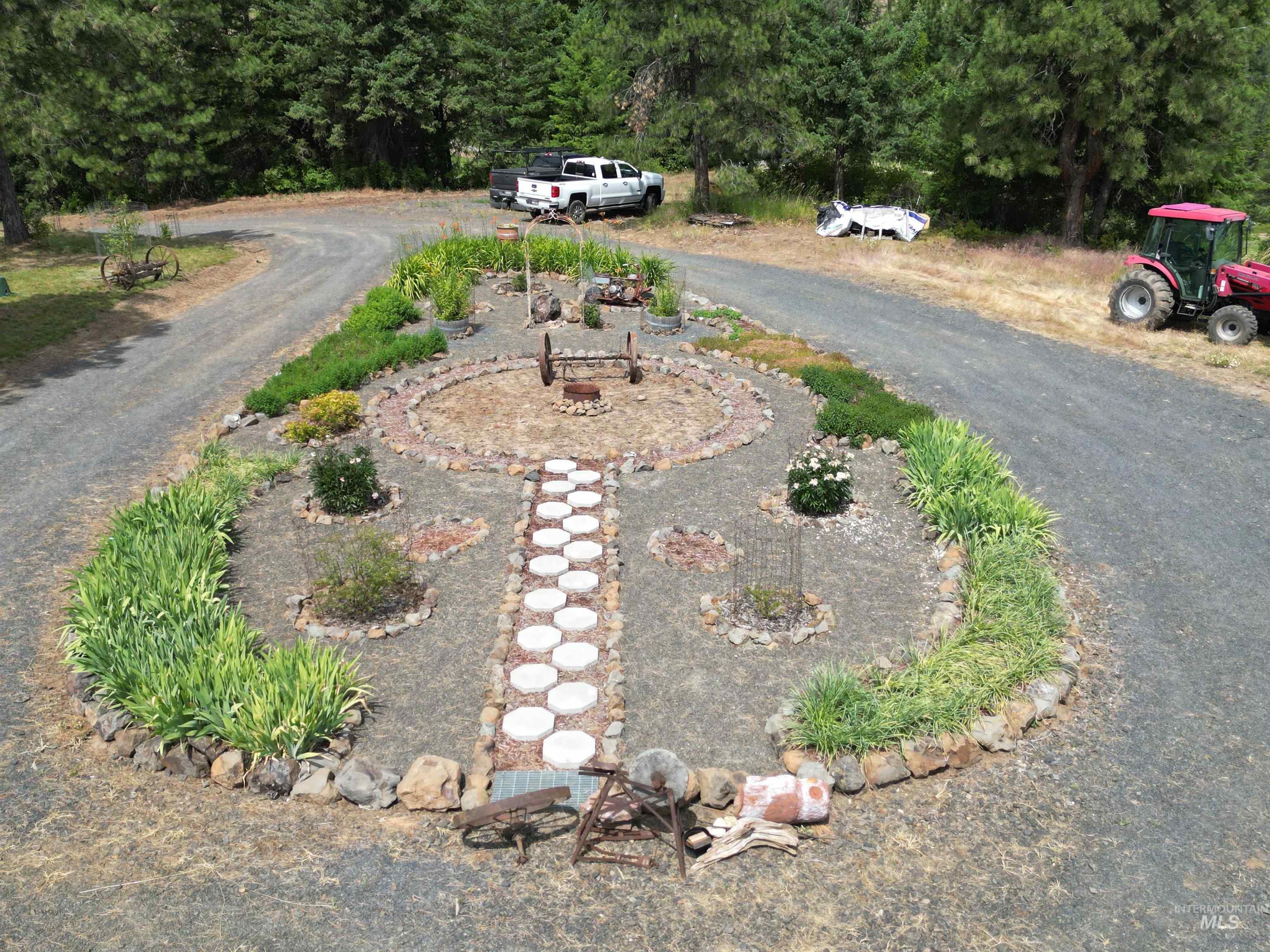 1044 Clemenhagen Rd, Deary, Idaho 83823, 2 Bedrooms, 2 Bathrooms, Residential For Sale, Price $1,300,000,MLS 98991770