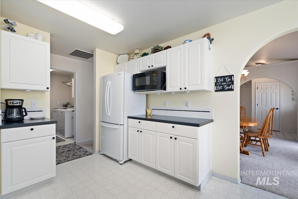 821 Horizon Way, Nampa, Idaho 83686, 3 Bedrooms, 2 Bathrooms, Residential For Sale, Price $489,900, 98991771