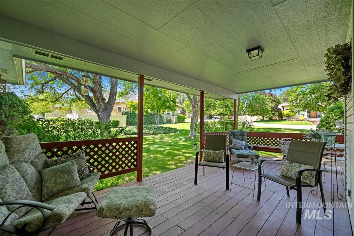 821 Horizon Way, Nampa, Idaho 83686, 3 Bedrooms, 2 Bathrooms, Residential For Sale, Price $489,900, 98991771