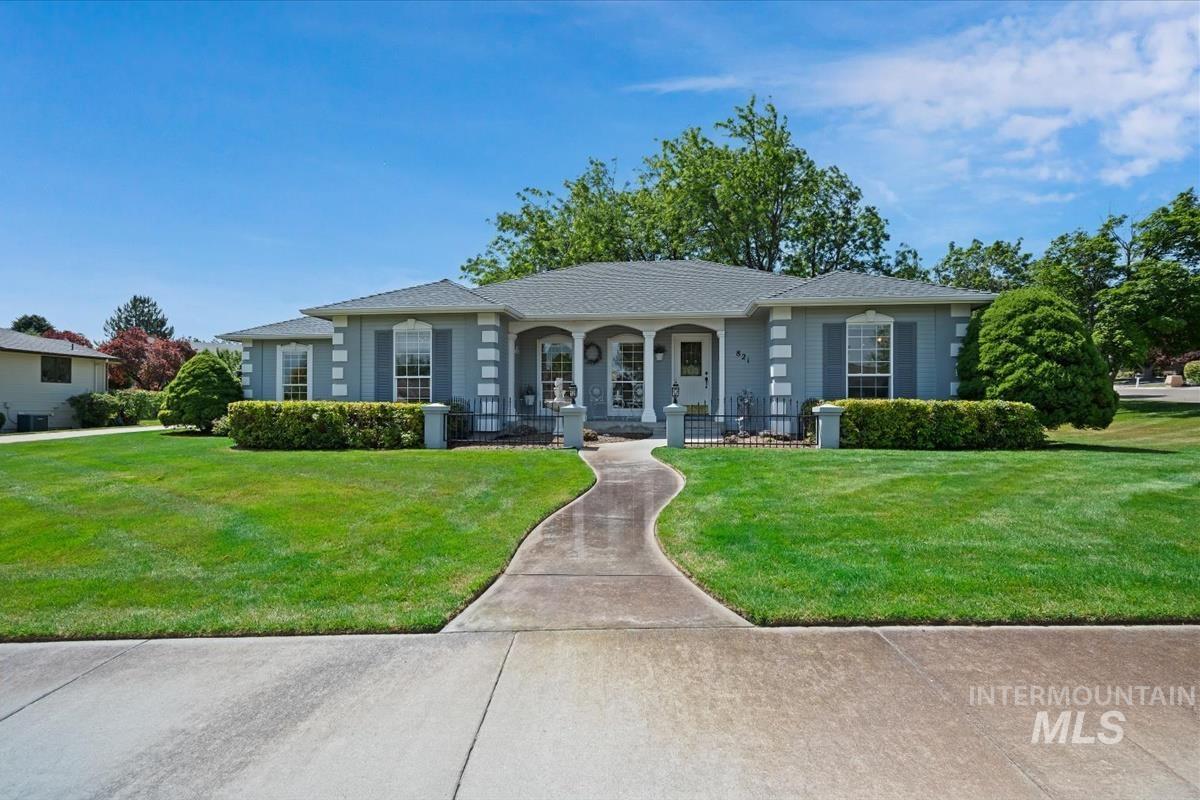 821 Horizon Way, Nampa, Idaho 83686, 3 Bedrooms, 2 Bathrooms, Residential For Sale, Price $489,900, 98991771