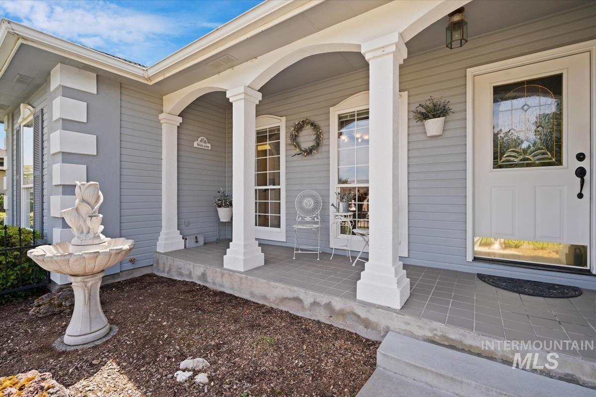 821 Horizon Way, Nampa, Idaho 83686, 3 Bedrooms, 2 Bathrooms, Residential For Sale, Price $489,900, 98991771