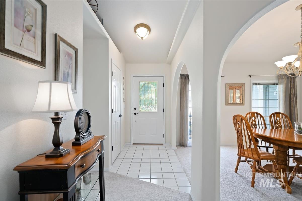 821 Horizon Way, Nampa, Idaho 83686, 3 Bedrooms, 2 Bathrooms, Residential For Sale, Price $489,900, 98991771