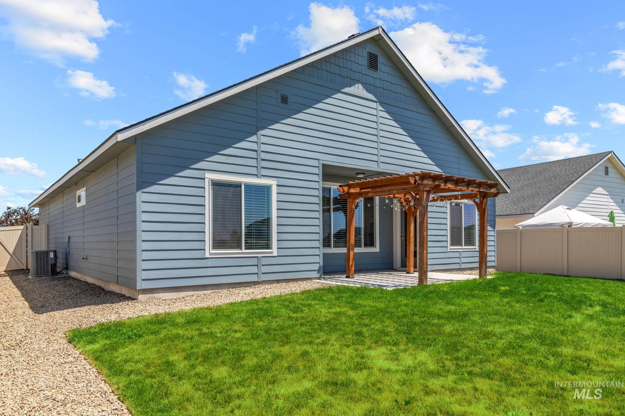 2265 N Cold Creek Ave, Star, Idaho 83669, 3 Bedrooms, 2 Bathrooms, Residential For Sale, Price $509,900, 98991772