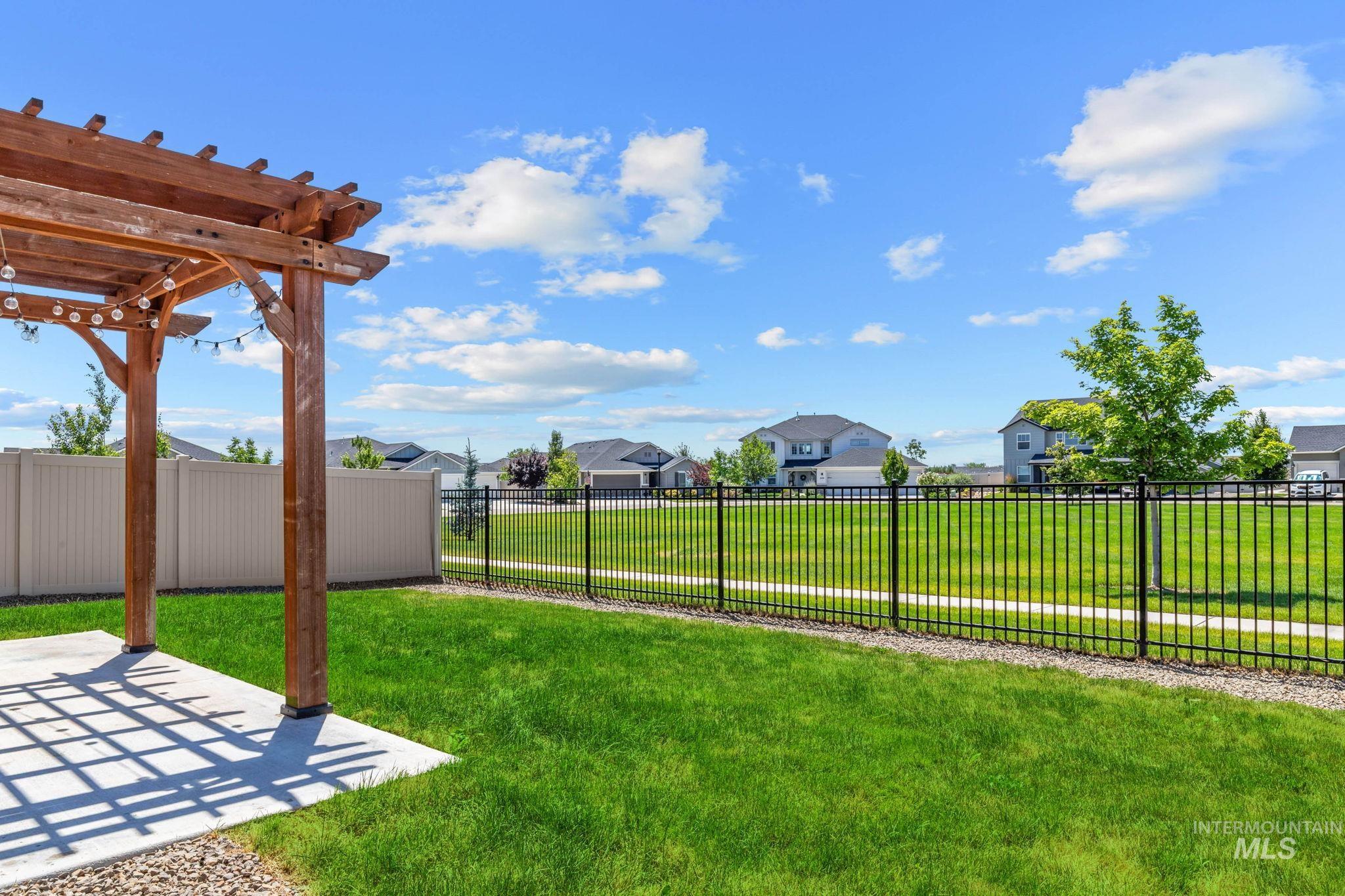 2265 N Cold Creek Ave, Star, Idaho 83669, 3 Bedrooms, 2 Bathrooms, Residential For Sale, Price $509,900, 98991772