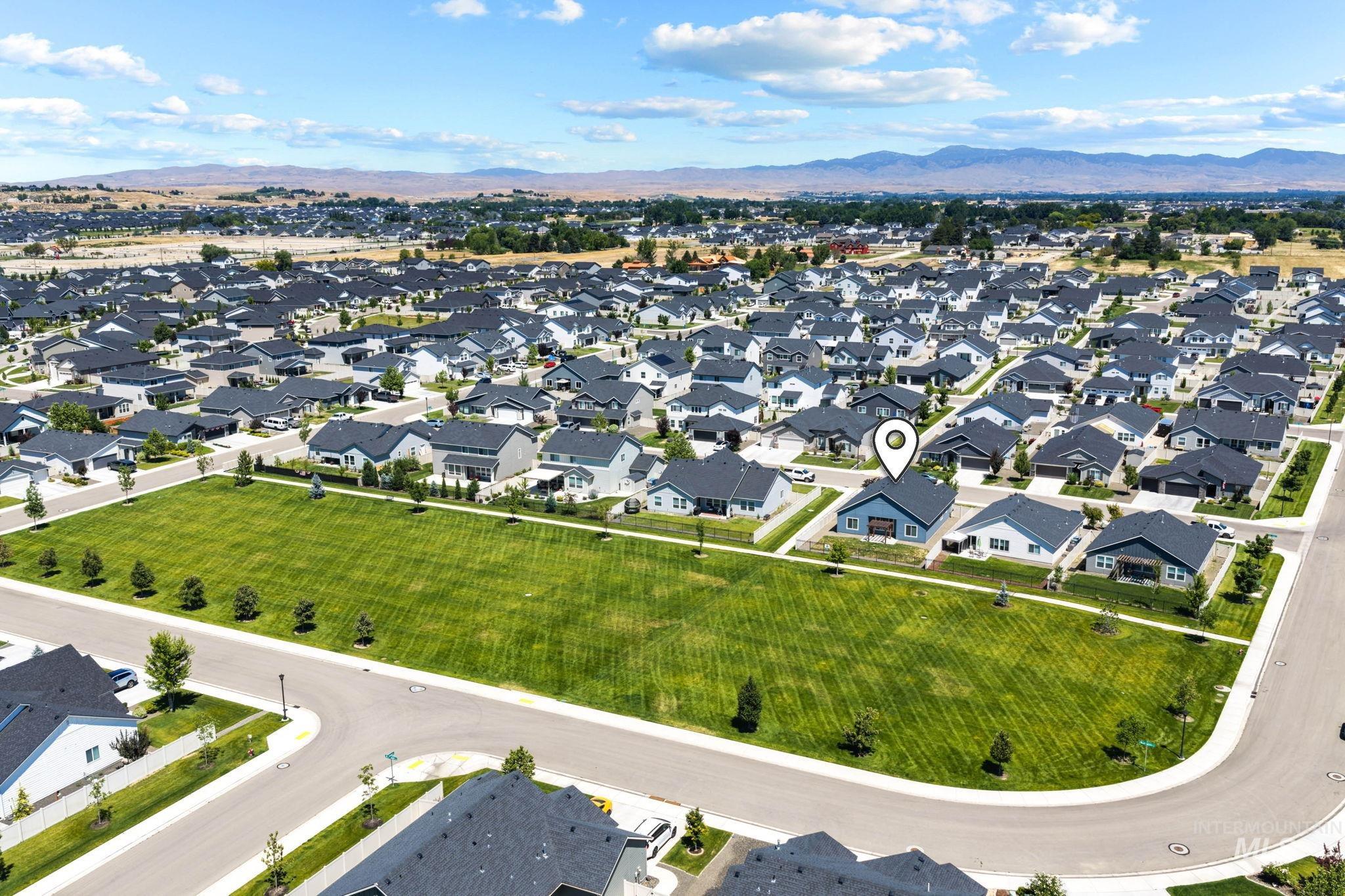 2265 N Cold Creek Ave, Star, Idaho 83669, 3 Bedrooms, 2 Bathrooms, Residential For Sale, Price $509,900, 98991772
