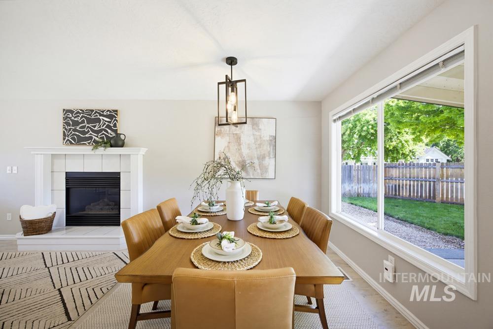 6925 W Stratton St, Boise, Idaho 83704, 3 Bedrooms, 2.5 Bathrooms, Residential For Sale, Price $478,000, 98991777
