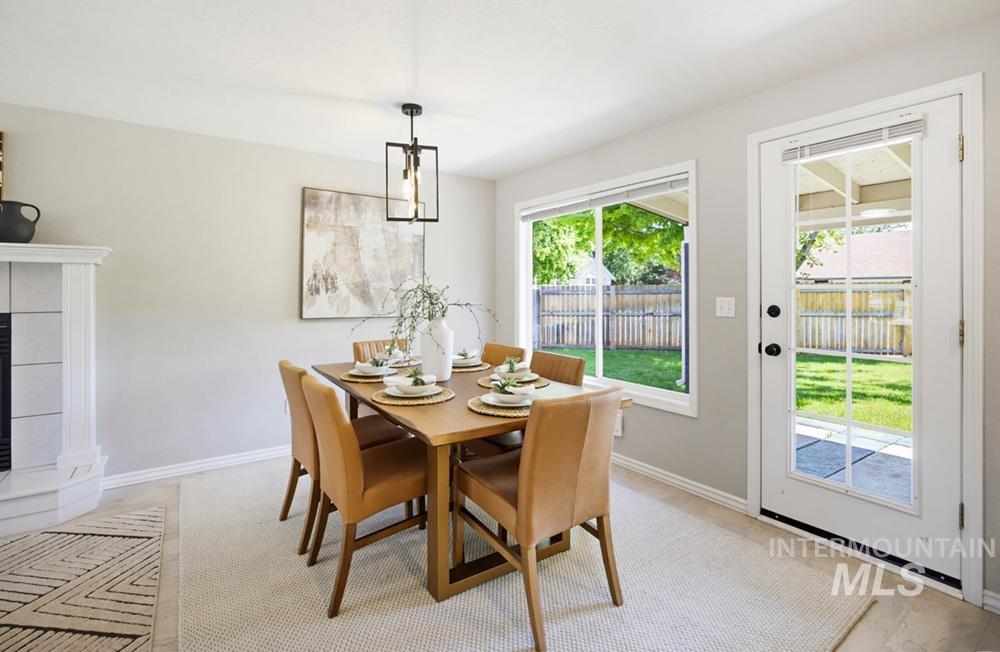 6925 W Stratton St, Boise, Idaho 83704, 3 Bedrooms, 2.5 Bathrooms, Residential For Sale, Price $478,000, 98991777