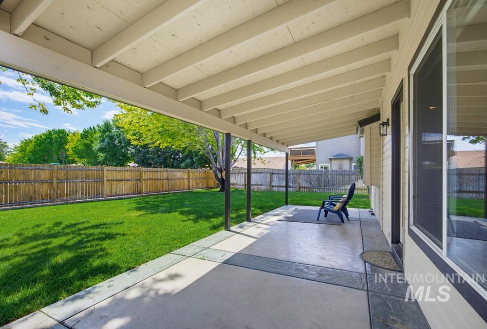6925 W Stratton St, Boise, Idaho 83704, 3 Bedrooms, 2.5 Bathrooms, Residential For Sale, Price $478,000, 98991777