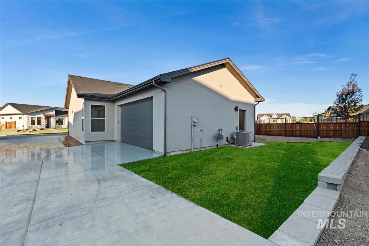 11141 S Corballis Ln, Kuna, Idaho 83634, 3 Bedrooms, 2 Bathrooms, Residential For Sale, Price $484,880, 98991778