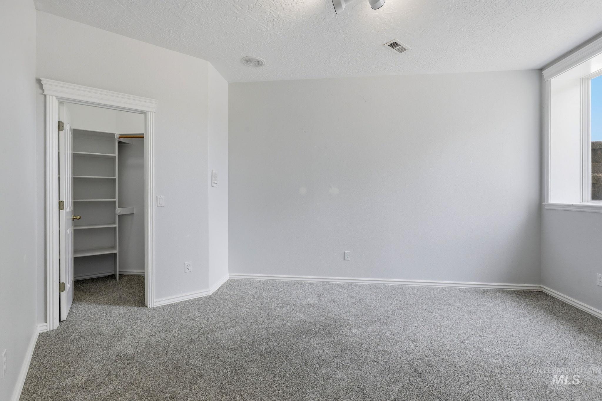 11601 W Campanula Dr, Star, Idaho 83669, 6 Bedrooms, 4 Bathrooms, Residential For Sale, Price $1,049,000,MLS 98991779