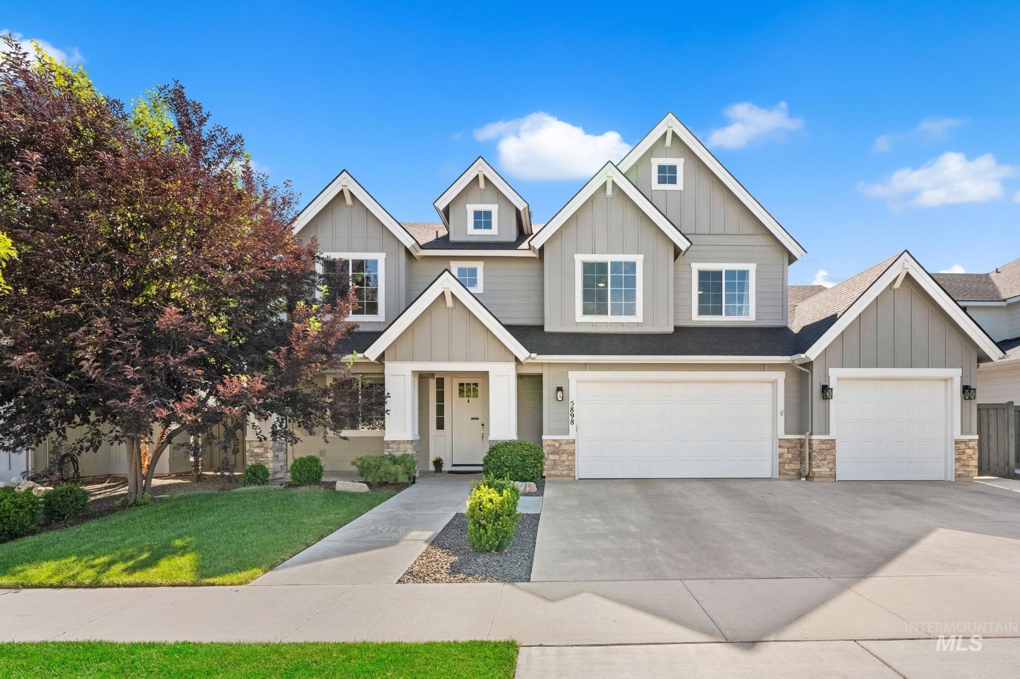 5898 S Ashcroft Way, Meridian, Idaho 83642, 5 Bedrooms, 4 Bathrooms, Residential For Sale, Price $879,900, 98991780