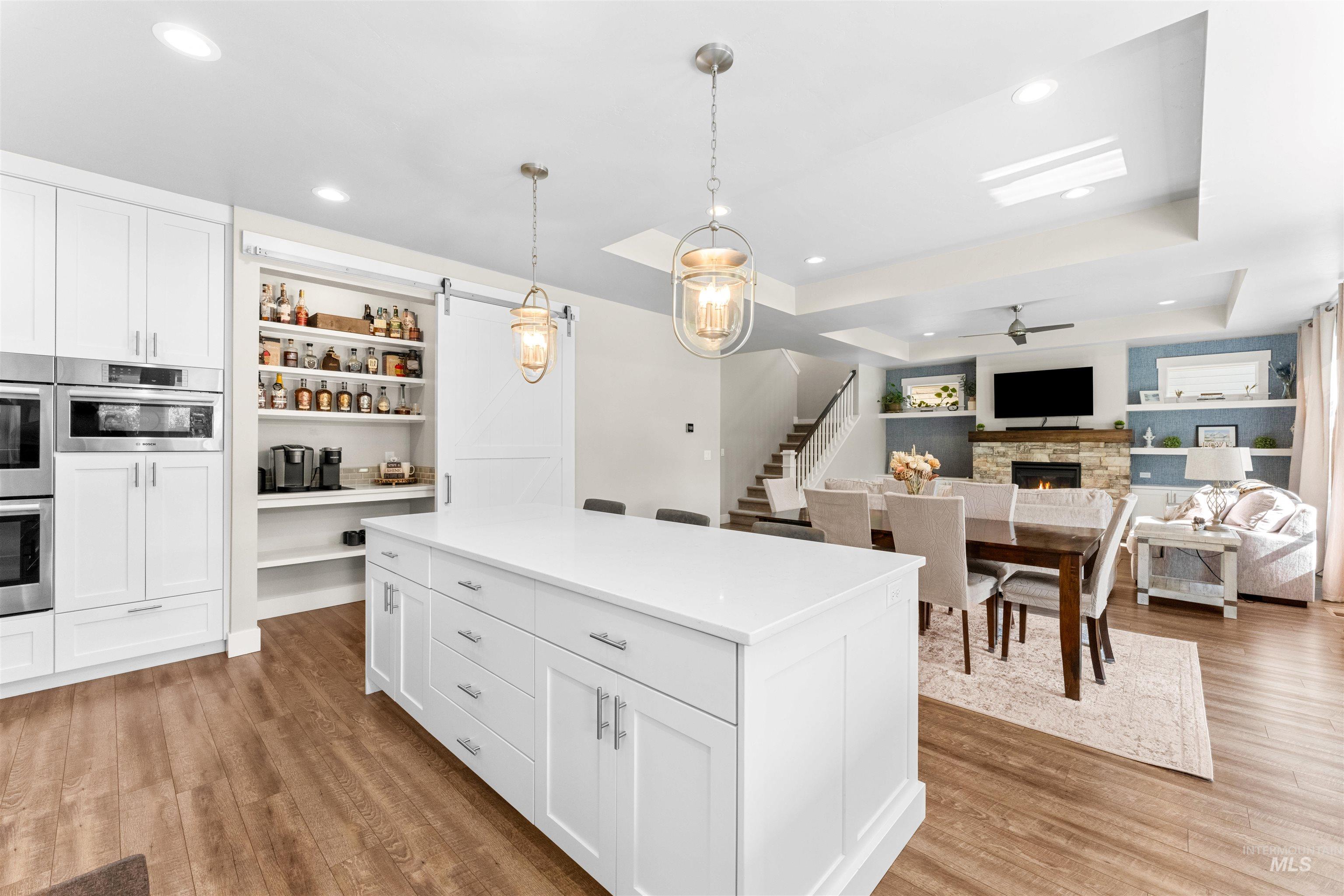 5898 S Ashcroft Way, Meridian, Idaho 83642, 5 Bedrooms, 4 Bathrooms, Residential For Sale, Price $879,900, 98991780