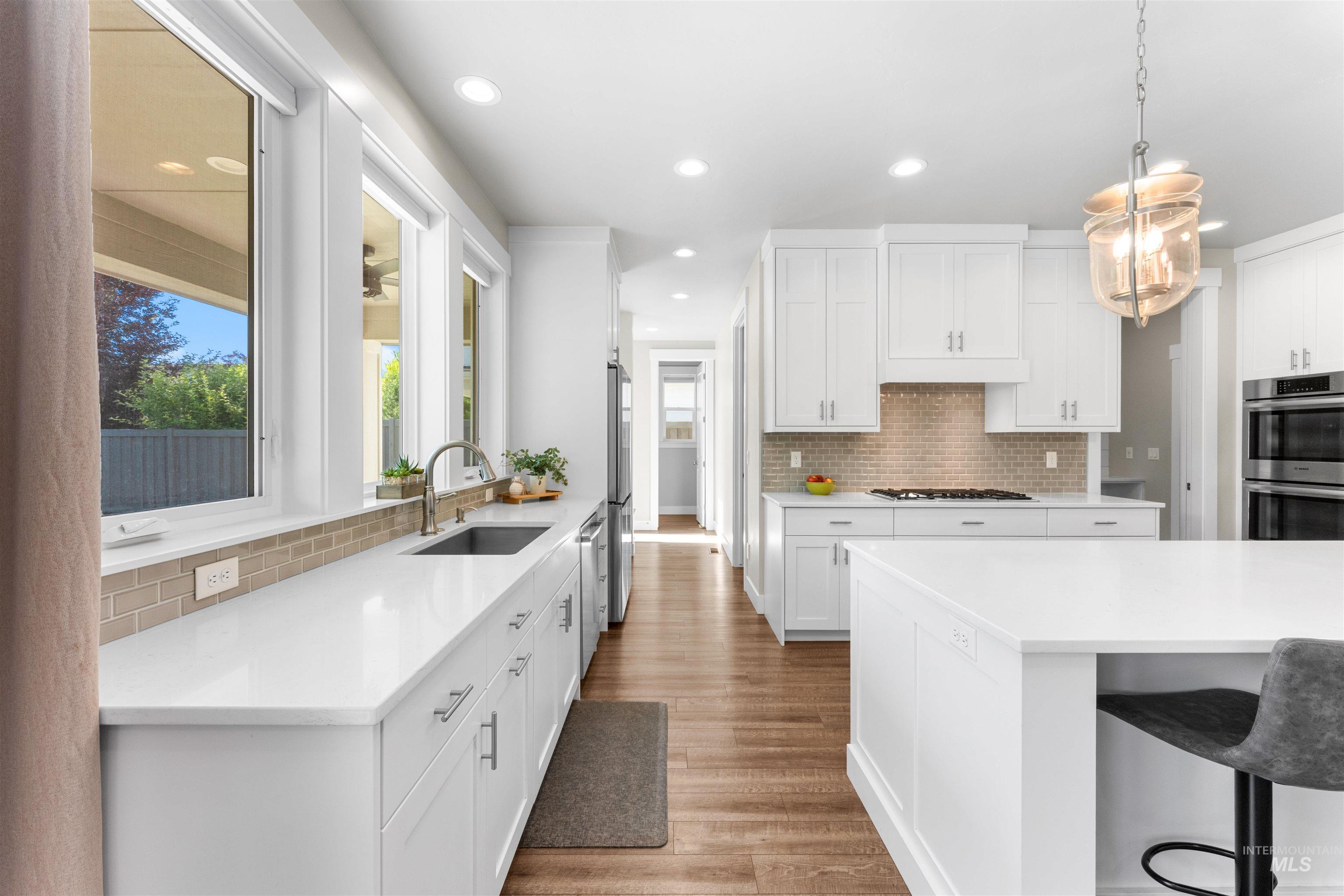 5898 S Ashcroft Way, Meridian, Idaho 83642, 5 Bedrooms, 4 Bathrooms, Residential For Sale, Price $879,900, 98991780