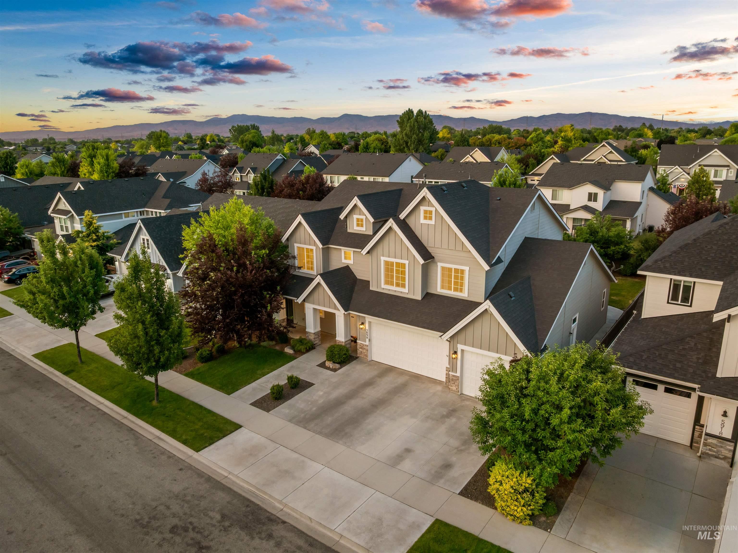 5898 S Ashcroft Way, Meridian, Idaho 83642, 5 Bedrooms, 4 Bathrooms, Residential For Sale, Price $879,900, 98991780