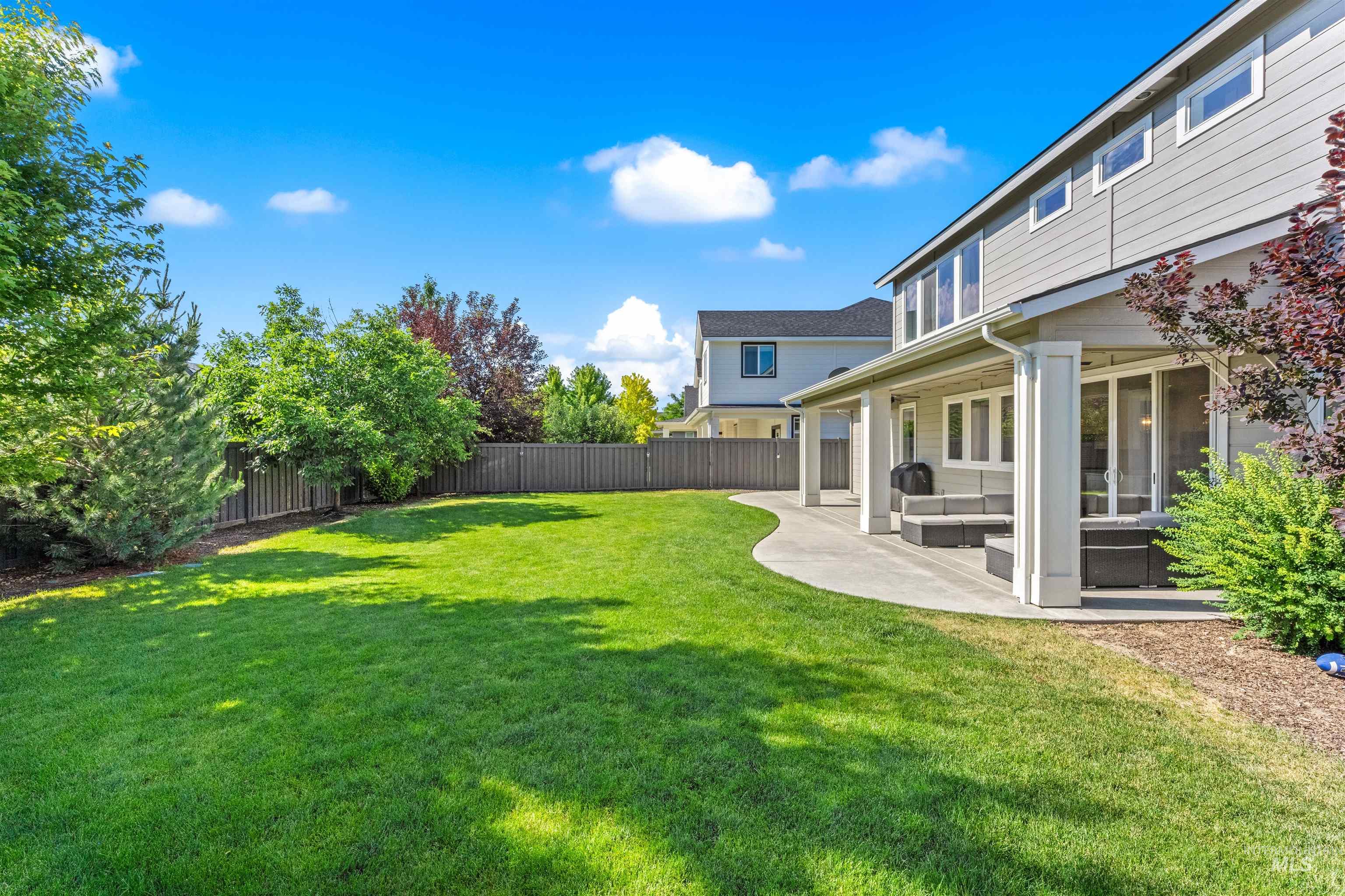5898 S Ashcroft Way, Meridian, Idaho 83642, 5 Bedrooms, 4 Bathrooms, Residential For Sale, Price $879,900, 98991780