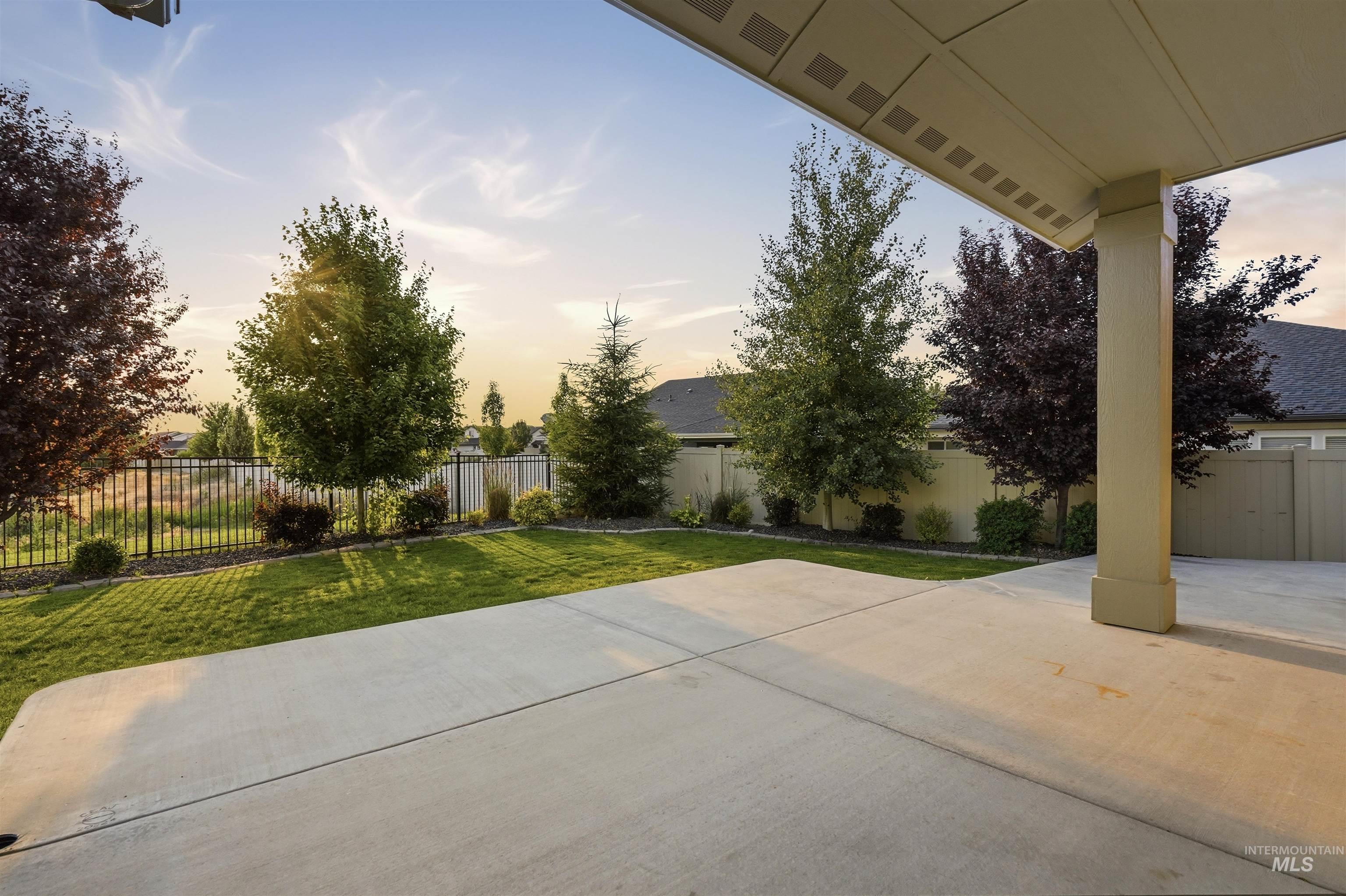 2369 N Meadowhills Ave, Star, Idaho 83669, 4 Bedrooms, 2 Bathrooms, Residential For Sale, Price $599,900, 98991781