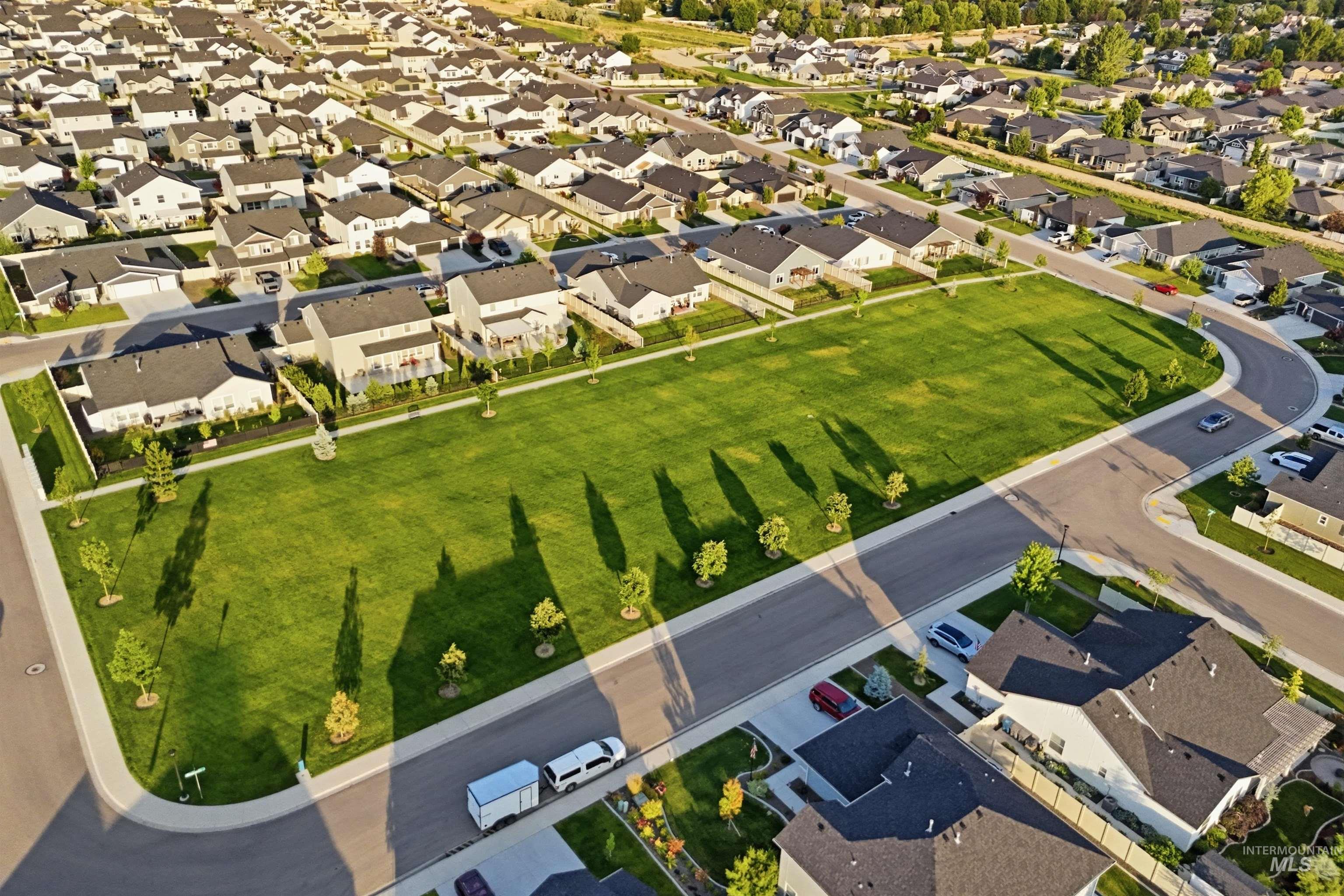 2369 N Meadowhills Ave, Star, Idaho 83669, 4 Bedrooms, 2 Bathrooms, Residential For Sale, Price $599,900, 98991781