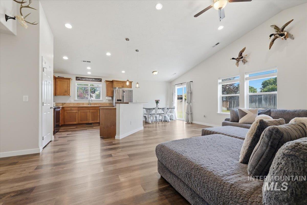 4340 E Elk River St, Nampa, Idaho 83686, 3 Bedrooms, 2 Bathrooms, Residential For Sale, Price $415,500, 98991782