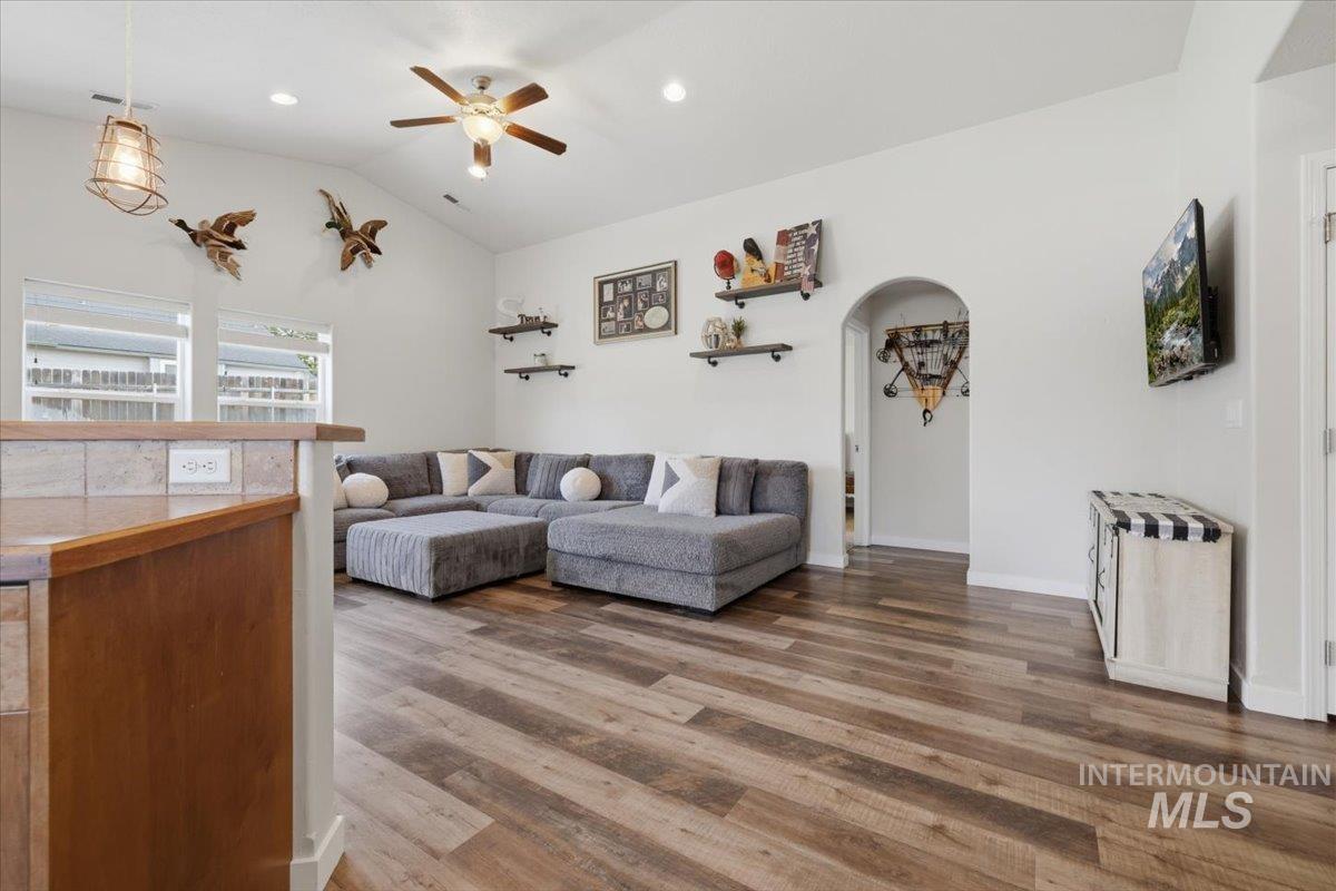 4340 E Elk River St, Nampa, Idaho 83686, 3 Bedrooms, 2 Bathrooms, Residential For Sale, Price $415,500, 98991782