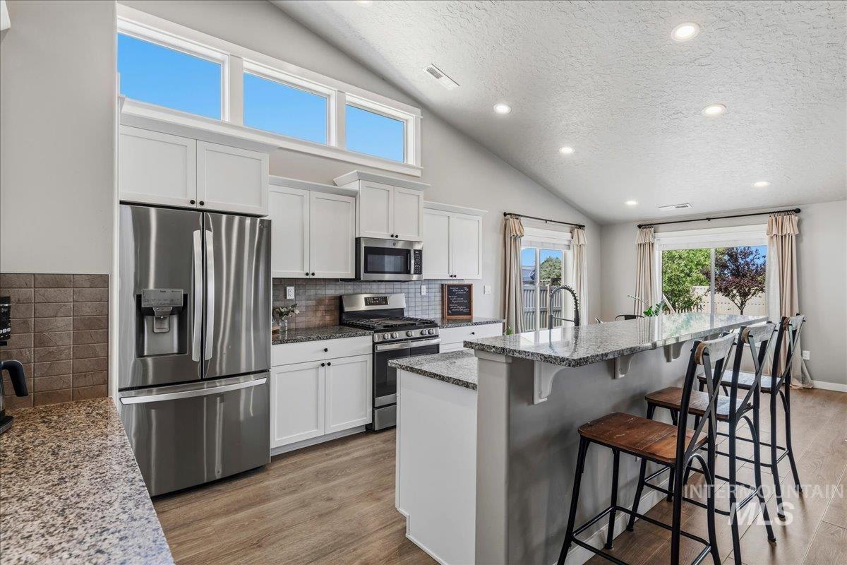 5770 E Walbrook St, Nampa, Idaho 83687, 4 Bedrooms, 2 Bathrooms, Residential For Sale, Price $519,900, 98991784