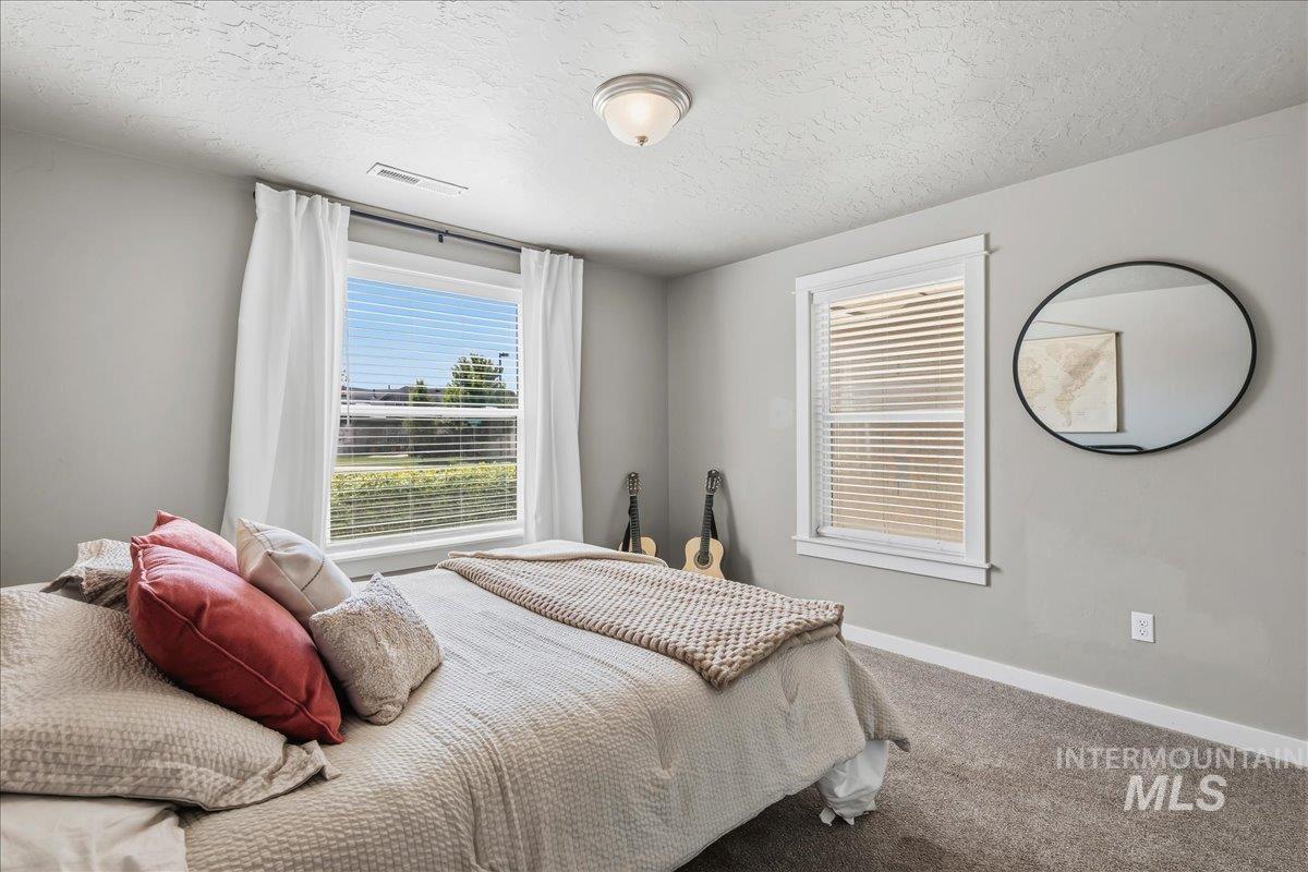 5770 E Walbrook St, Nampa, Idaho 83687, 4 Bedrooms, 2 Bathrooms, Residential For Sale, Price $519,900, 98991784