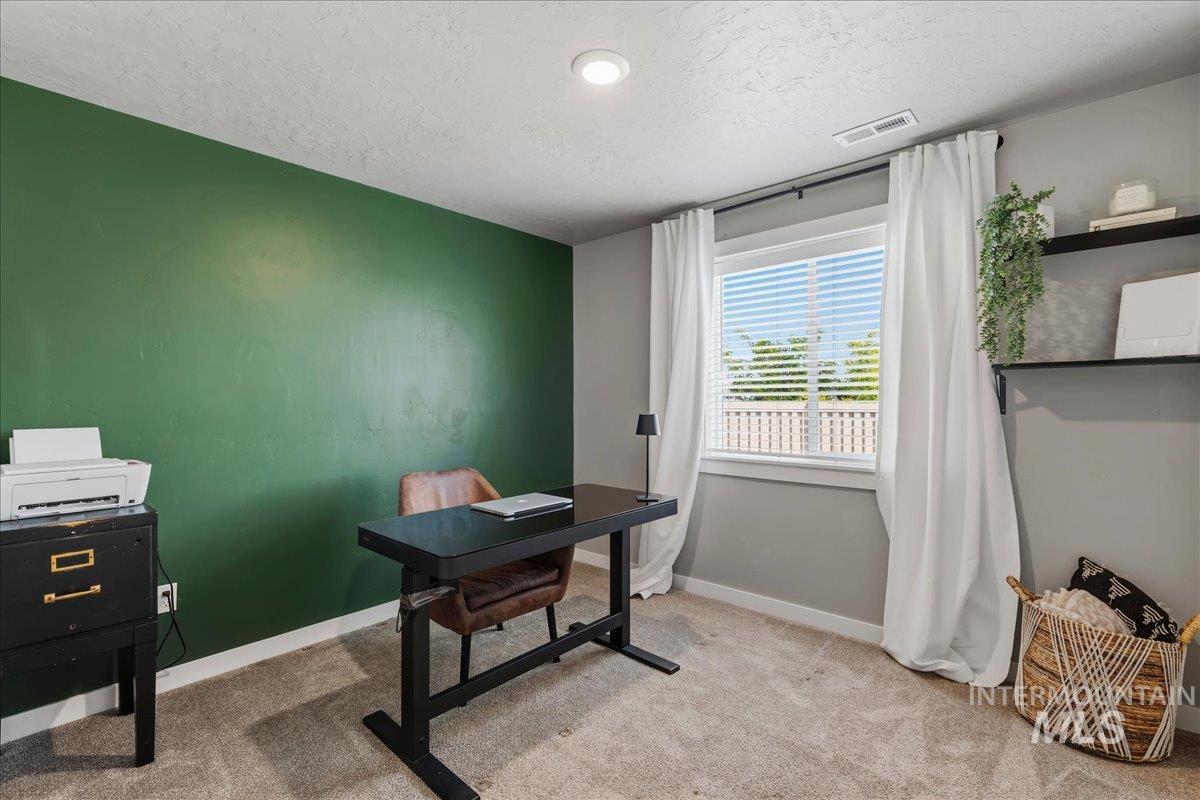 5770 E Walbrook St, Nampa, Idaho 83687, 4 Bedrooms, 2 Bathrooms, Residential For Sale, Price $519,900, 98991784