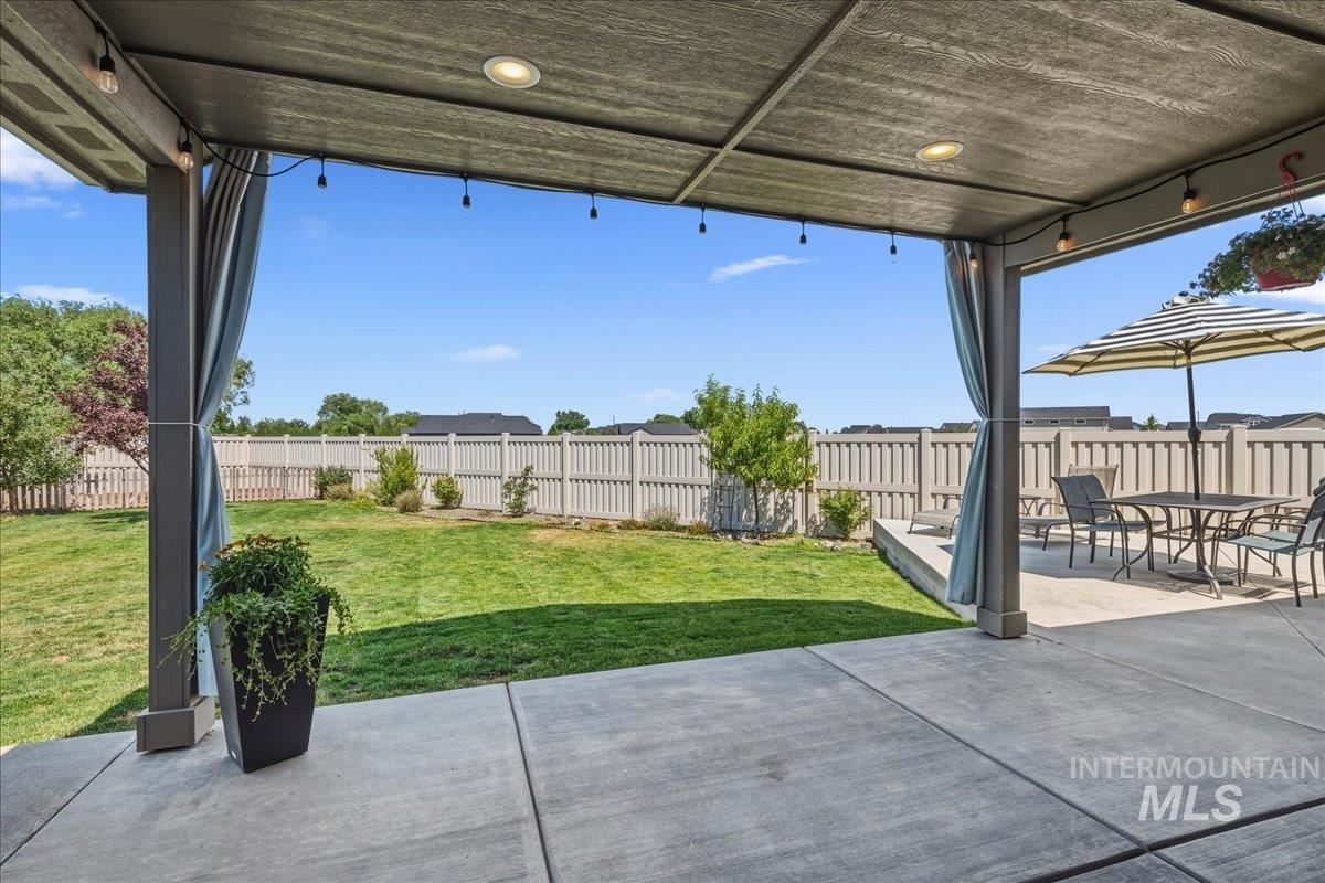 5770 E Walbrook St, Nampa, Idaho 83687, 4 Bedrooms, 2 Bathrooms, Residential For Sale, Price $519,900, 98991784