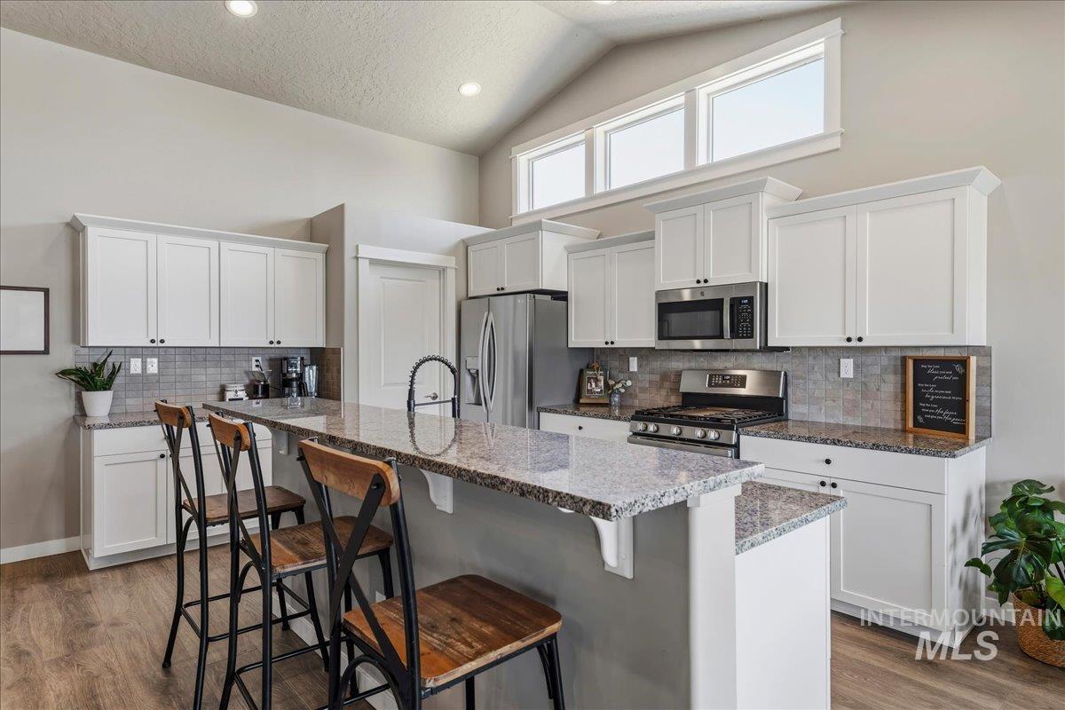 5770 E Walbrook St, Nampa, Idaho 83687, 4 Bedrooms, 2 Bathrooms, Residential For Sale, Price $519,900, 98991784