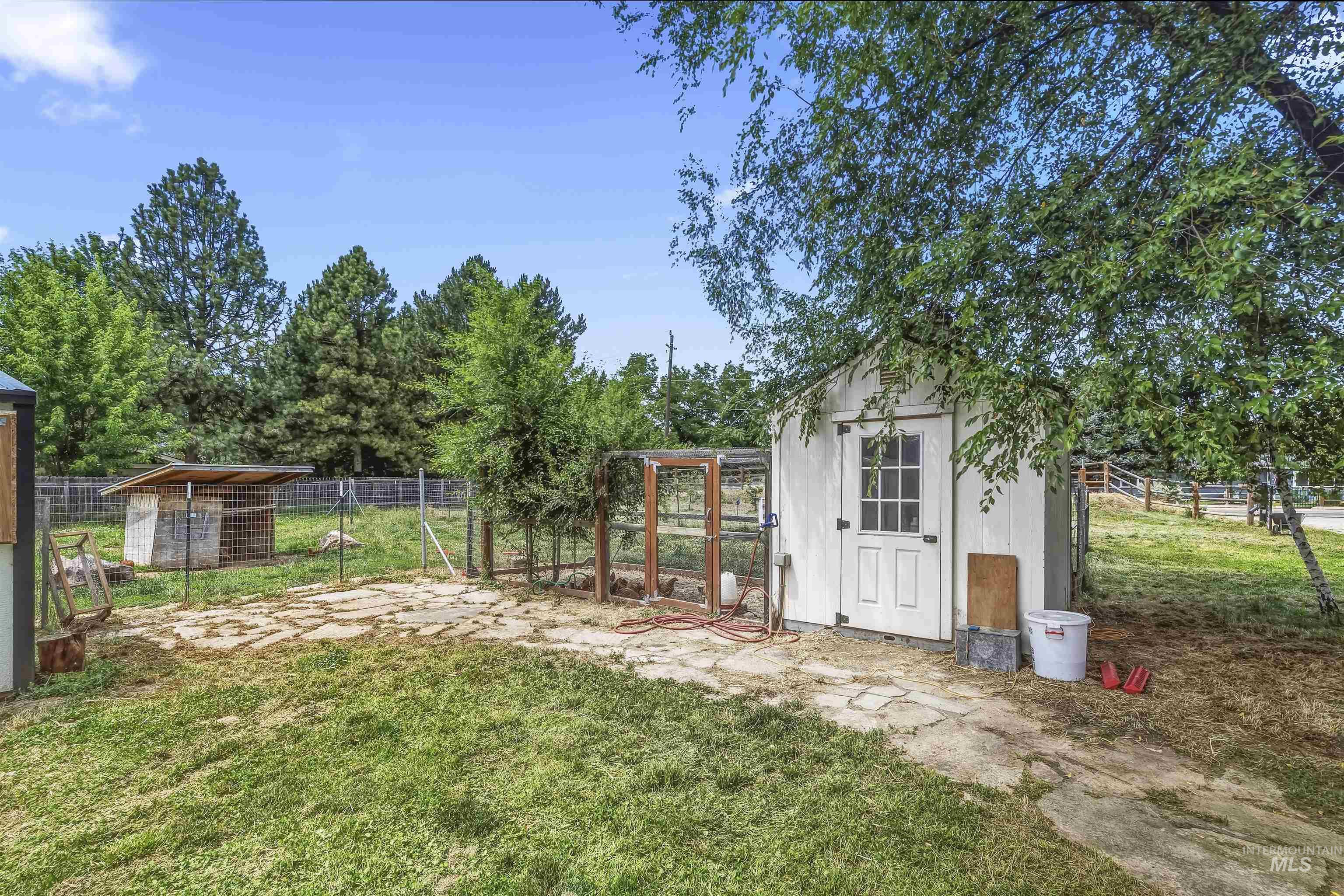 355 E Beacon Light Rd, Eagle, Idaho 83616, 5 Bedrooms, 2 Bathrooms, Residential For Sale, Price $979,000, 98991787