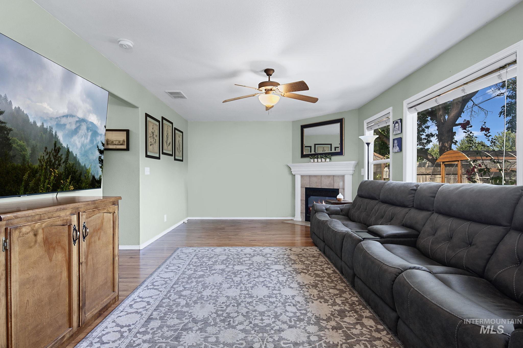 1518 E Ringneck Dr, Meridian, Idaho 83646, 4 Bedrooms, 3 Bathrooms, Residential For Sale, Price $479,900, 98991788