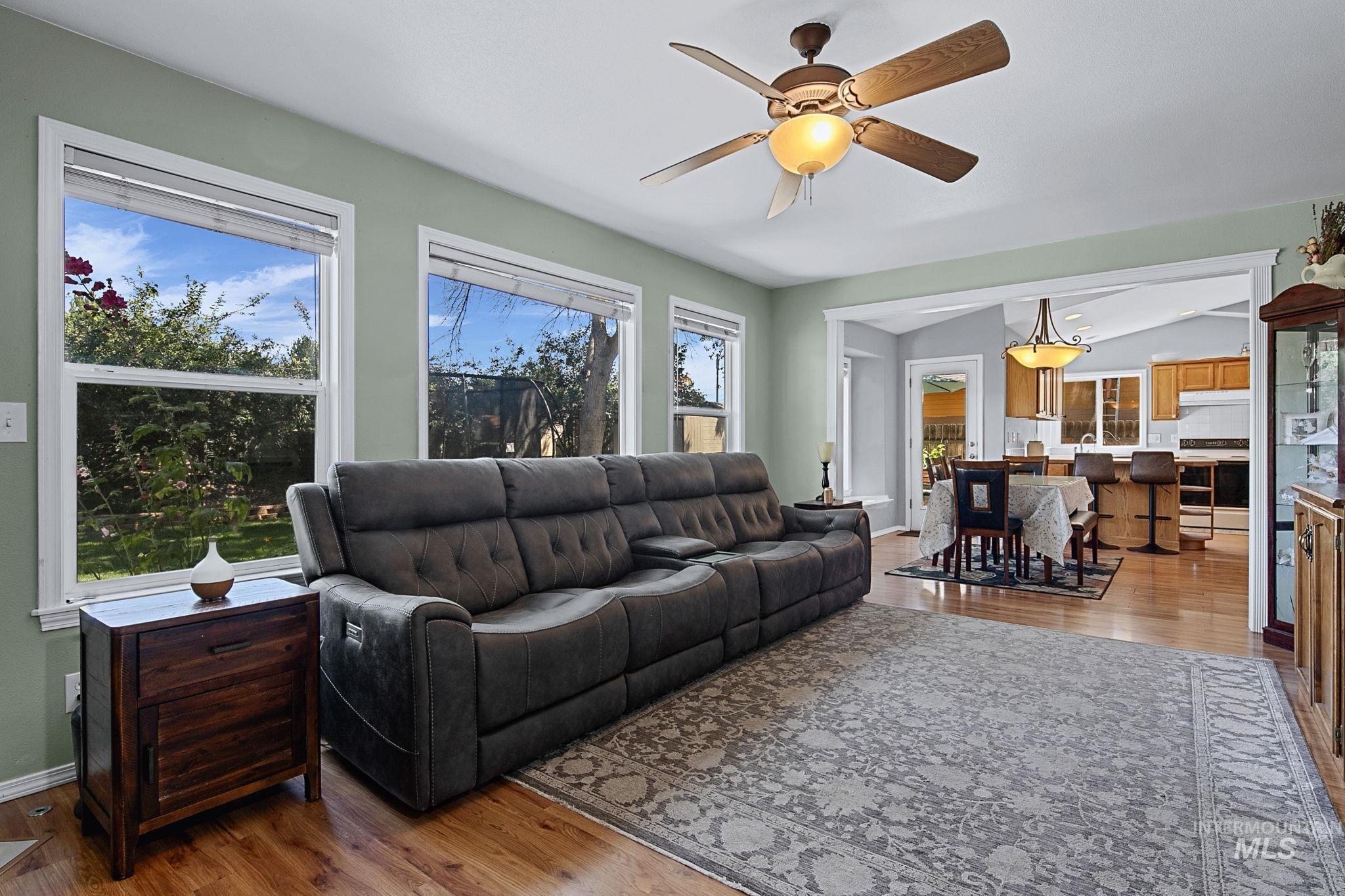1518 E Ringneck Dr, Meridian, Idaho 83646, 4 Bedrooms, 3 Bathrooms, Residential For Sale, Price $479,900, 98991788