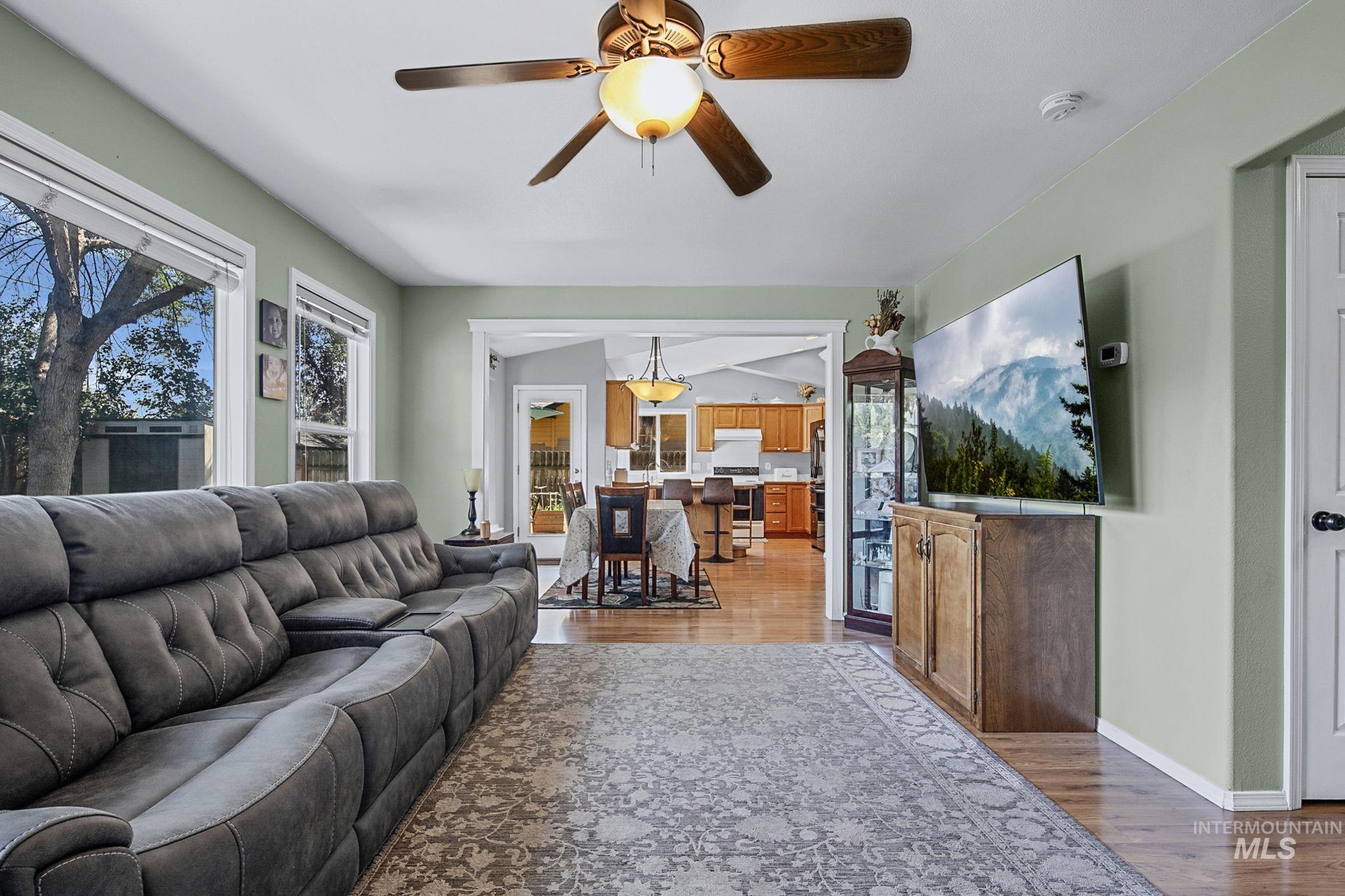 1518 E Ringneck Dr, Meridian, Idaho 83646, 4 Bedrooms, 3 Bathrooms, Residential For Sale, Price $479,900, 98991788