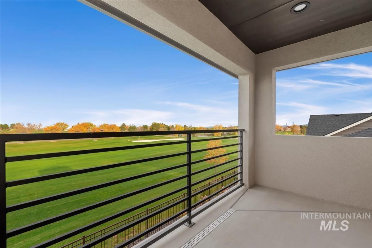11127 S Corballis Ln, Kuna, Idaho 83634, 3 Bedrooms, 3 Bathrooms, Residential For Sale, Price $774,880, 98991789
