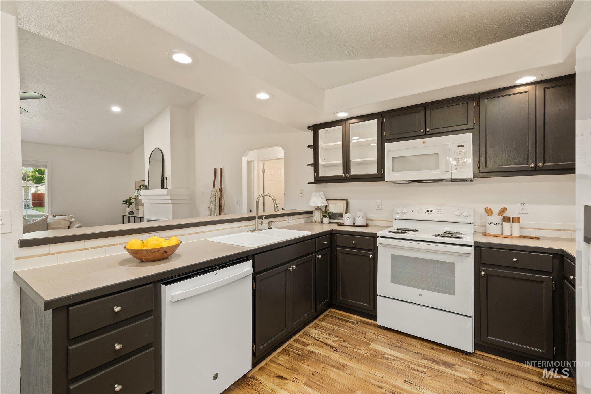 13513 W Acorn St, Boise, Idaho 83713, 3 Bedrooms, 2 Bathrooms, Residential For Sale, Price $415,000, 98991791