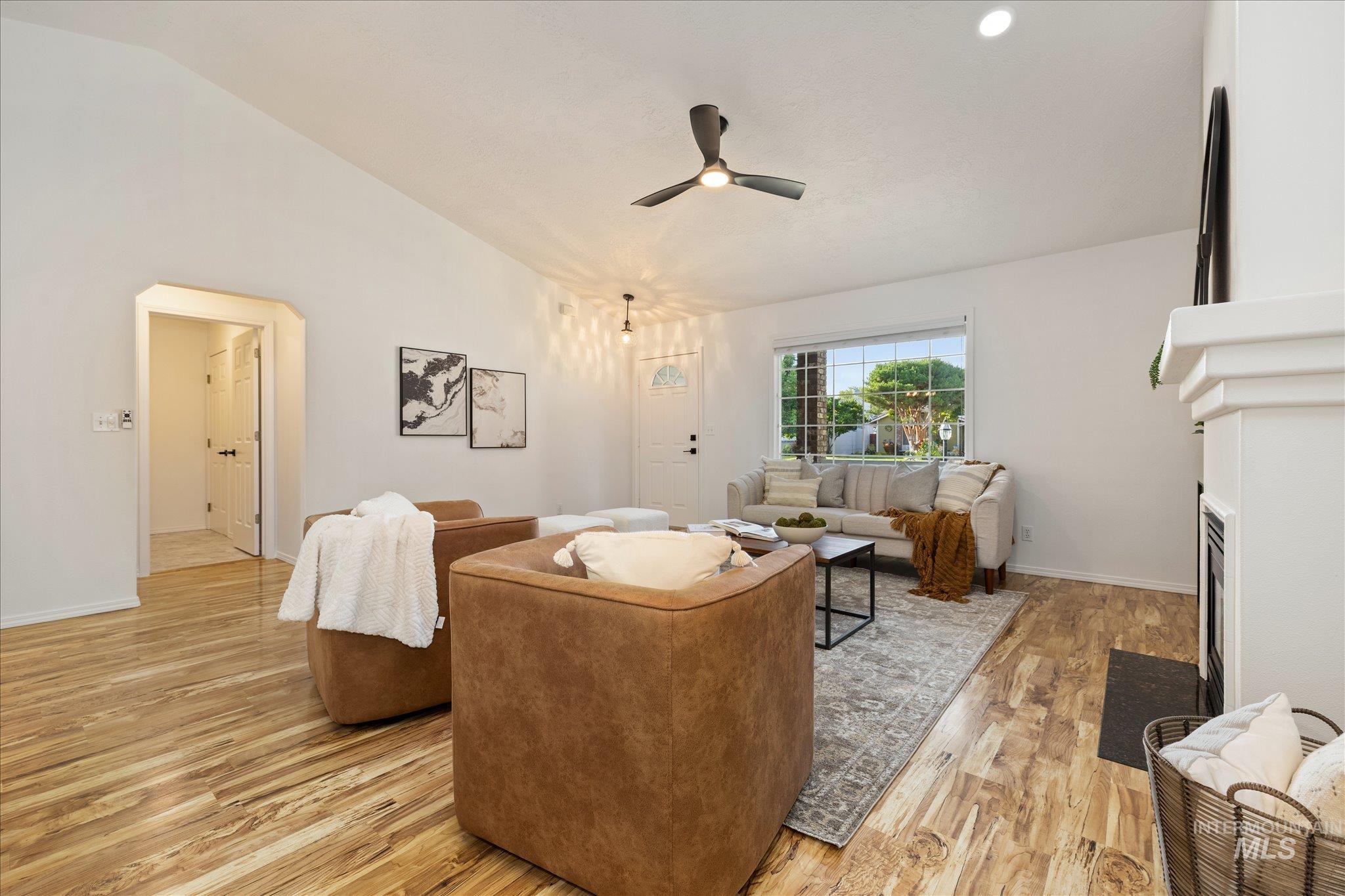 13513 W Acorn St, Boise, Idaho 83713, 3 Bedrooms, 2 Bathrooms, Residential For Sale, Price $415,000, 98991791