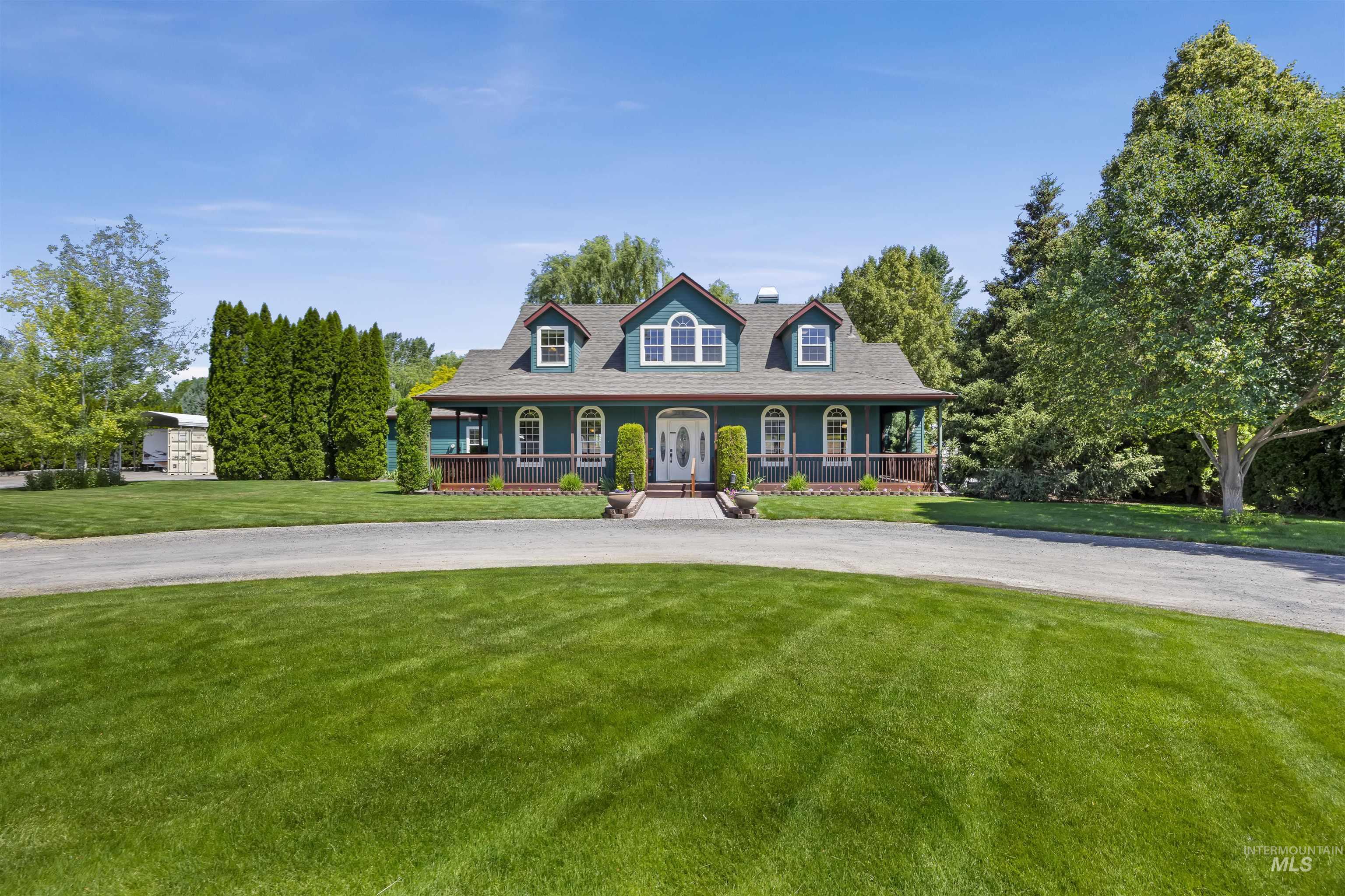 3716 North 2544 East, Twin Falls, Idaho 83301, 4 Bedrooms, 3 Bathrooms, Residential For Sale, Price $775,000,MLS 98991795