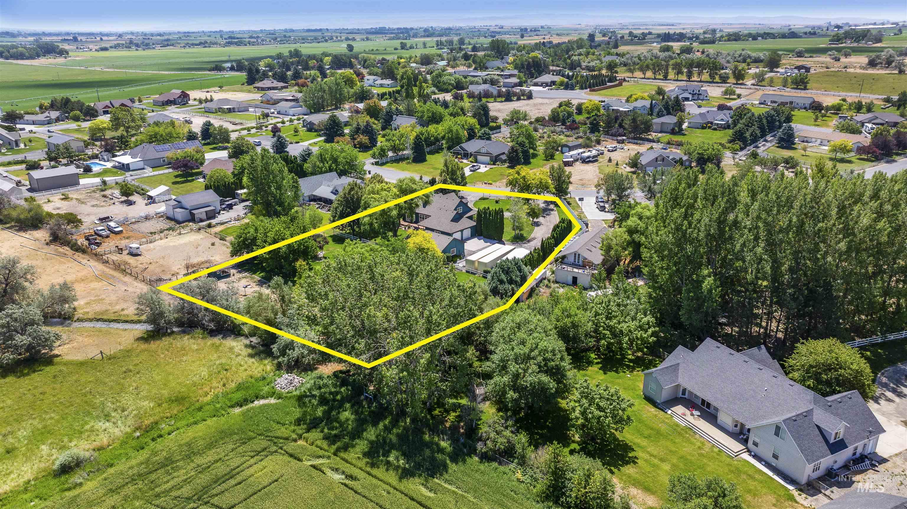3716 North 2544 East, Twin Falls, Idaho 83301, 4 Bedrooms, 3 Bathrooms, Residential For Sale, Price $775,000,MLS 98991795