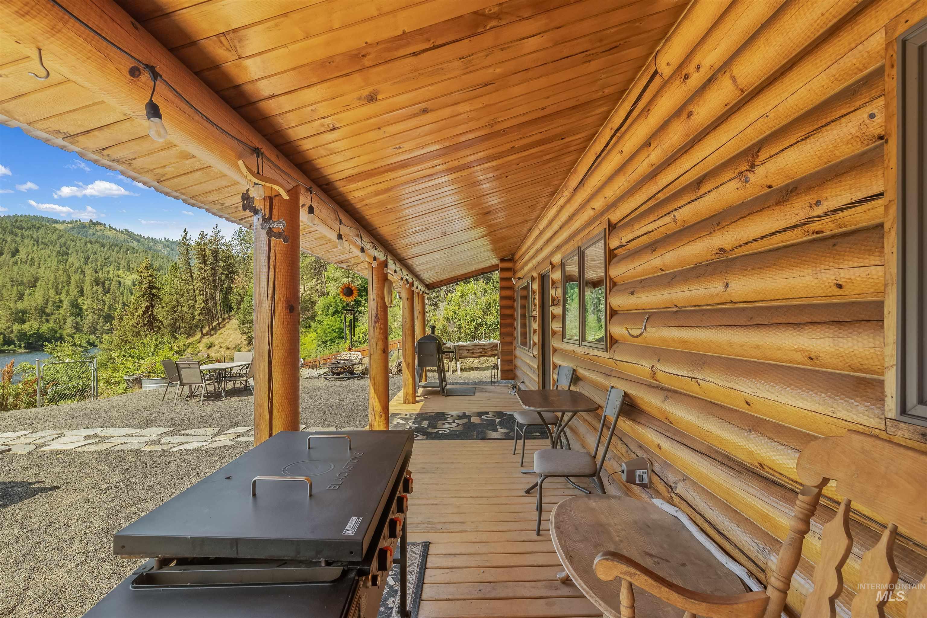 290 & 367 Trails End Dr, Ahsahka, Idaho 83520, 1 Bedroom, 1 Bathroom, Residential Income For Sale, Price $1,700,000, 98991797