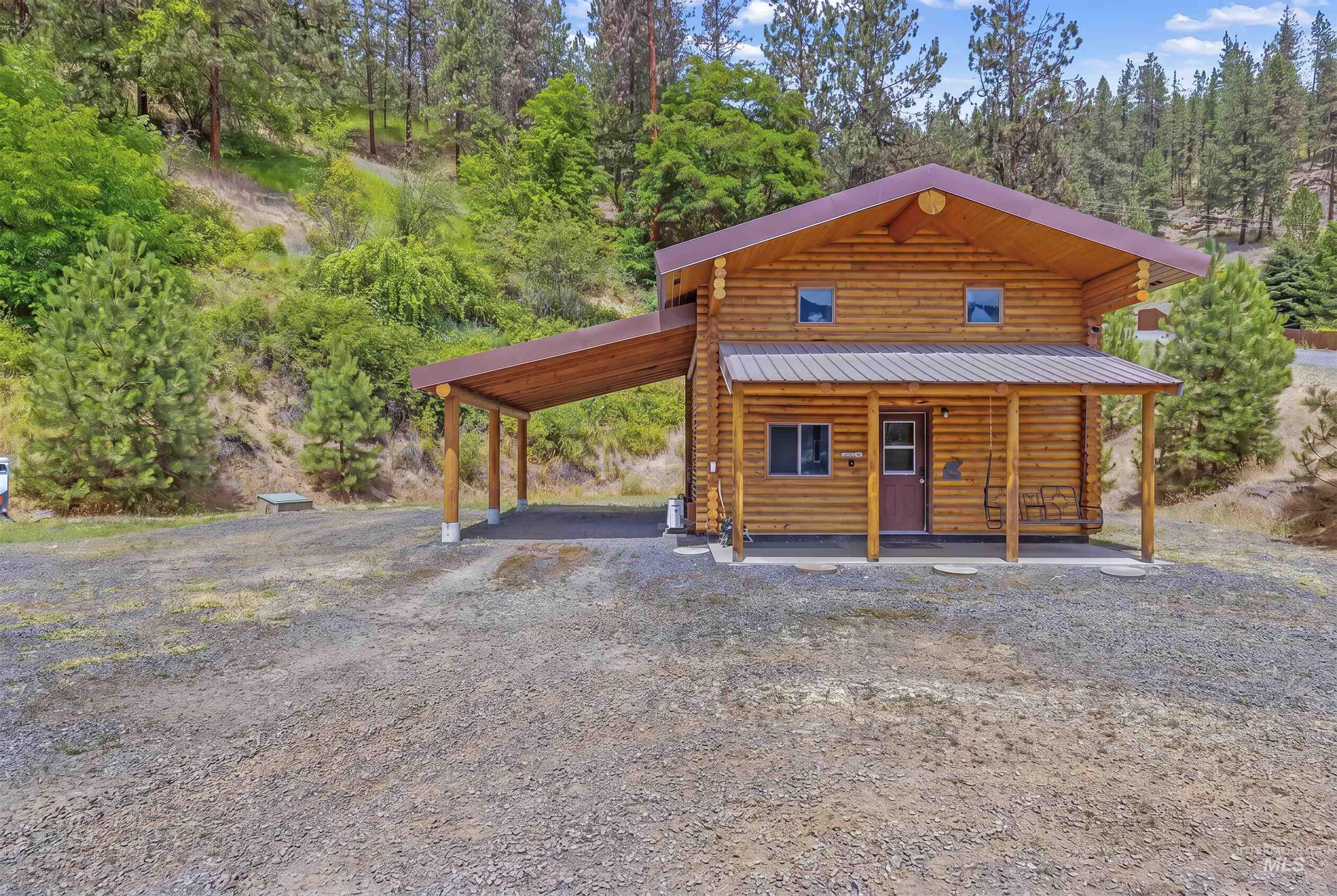 290 & 367 Trails End Dr, Ahsahka, Idaho 83520, 1 Bedroom, 1 Bathroom, Residential Income For Sale, Price $1,700,000, 98991797